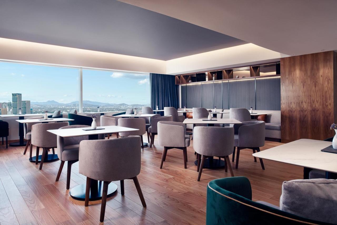 Regency Club King Room