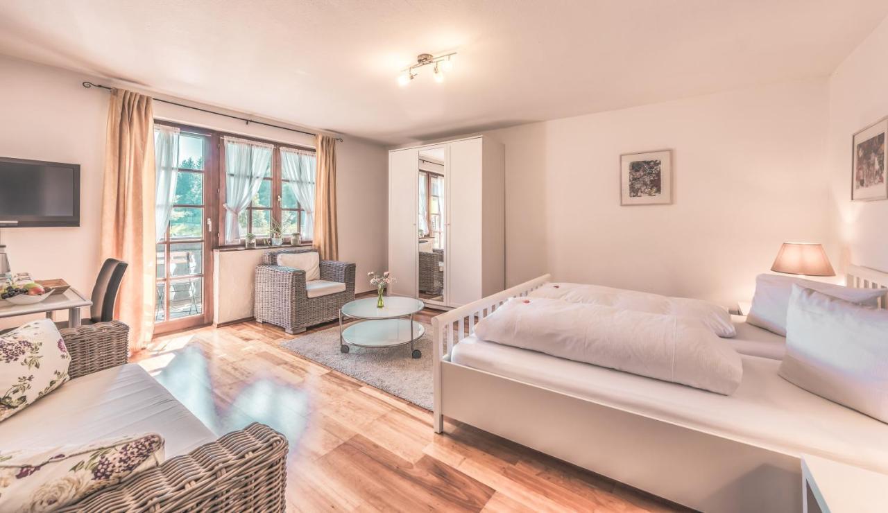 Familienzimmer mit Balkon (2 Erwachsene + 2 Kinder)