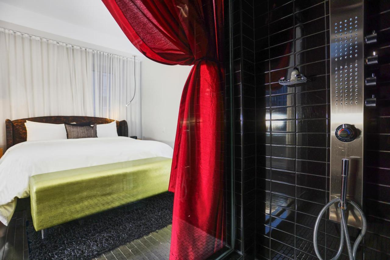 Standard Room Queen or King