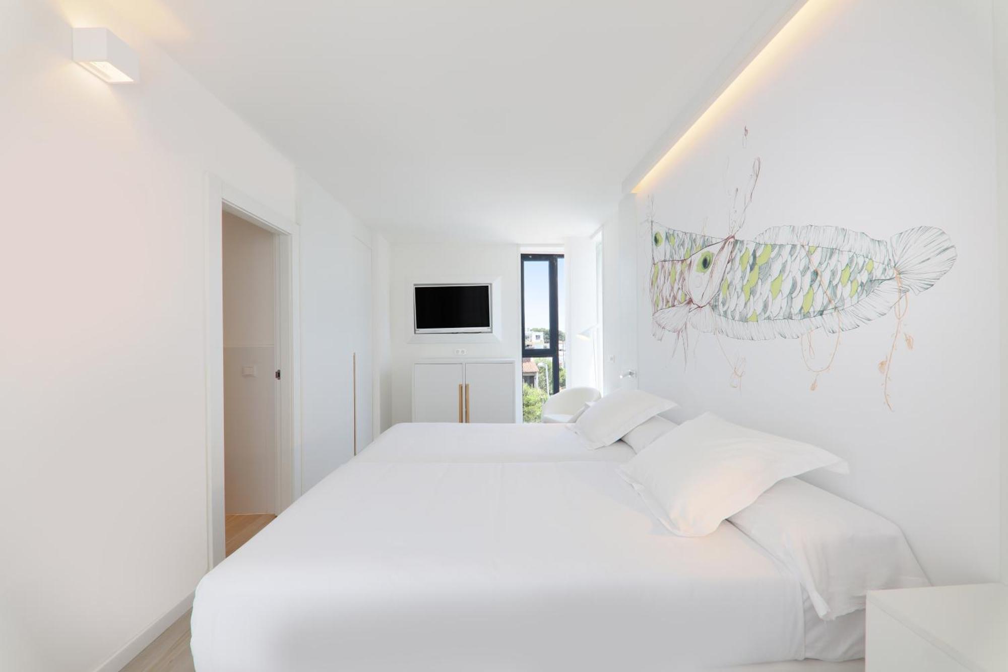 Double Room,1306760311:JPEG