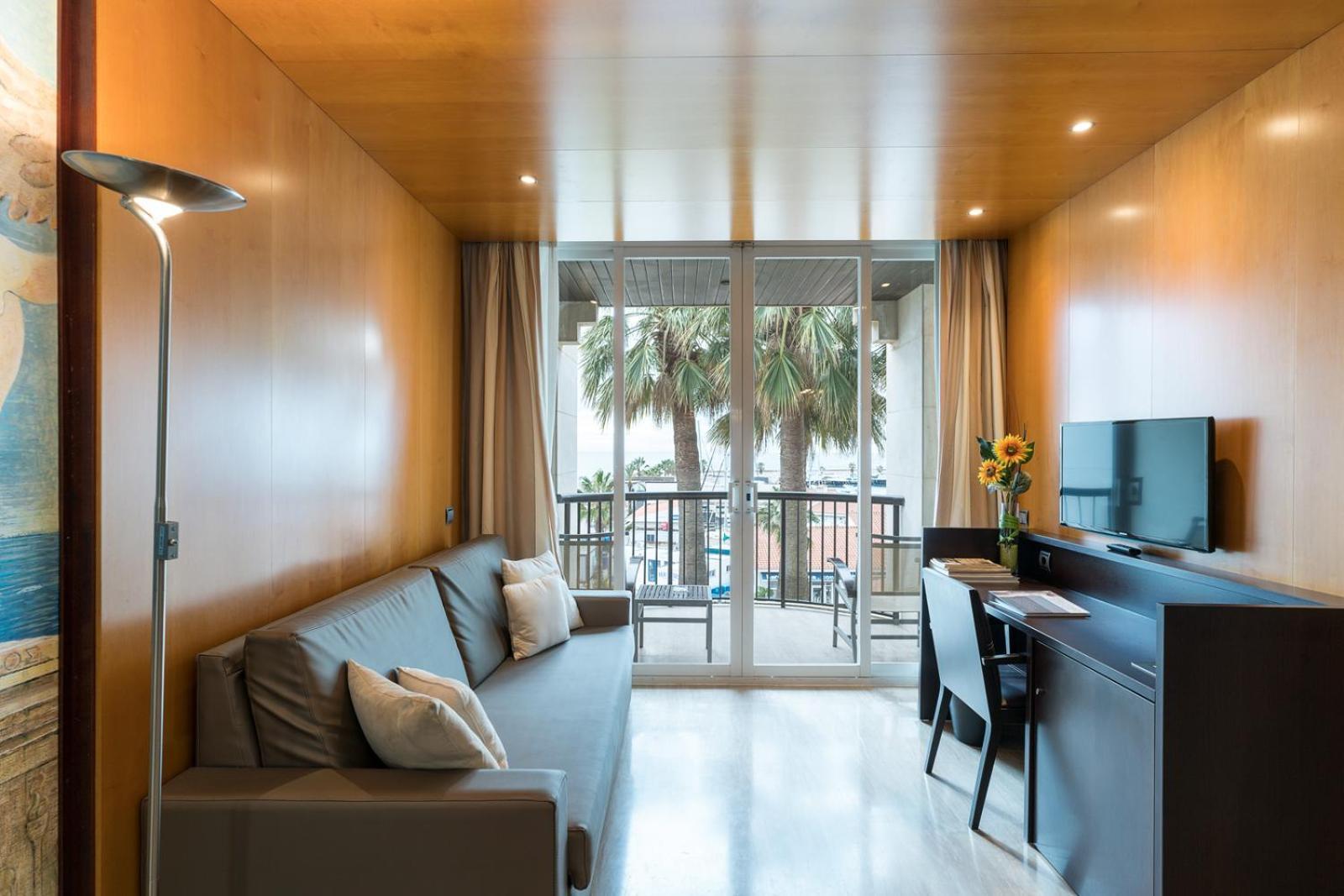 Junior Suite with Balcony and Sea View,1639551506:JPEG