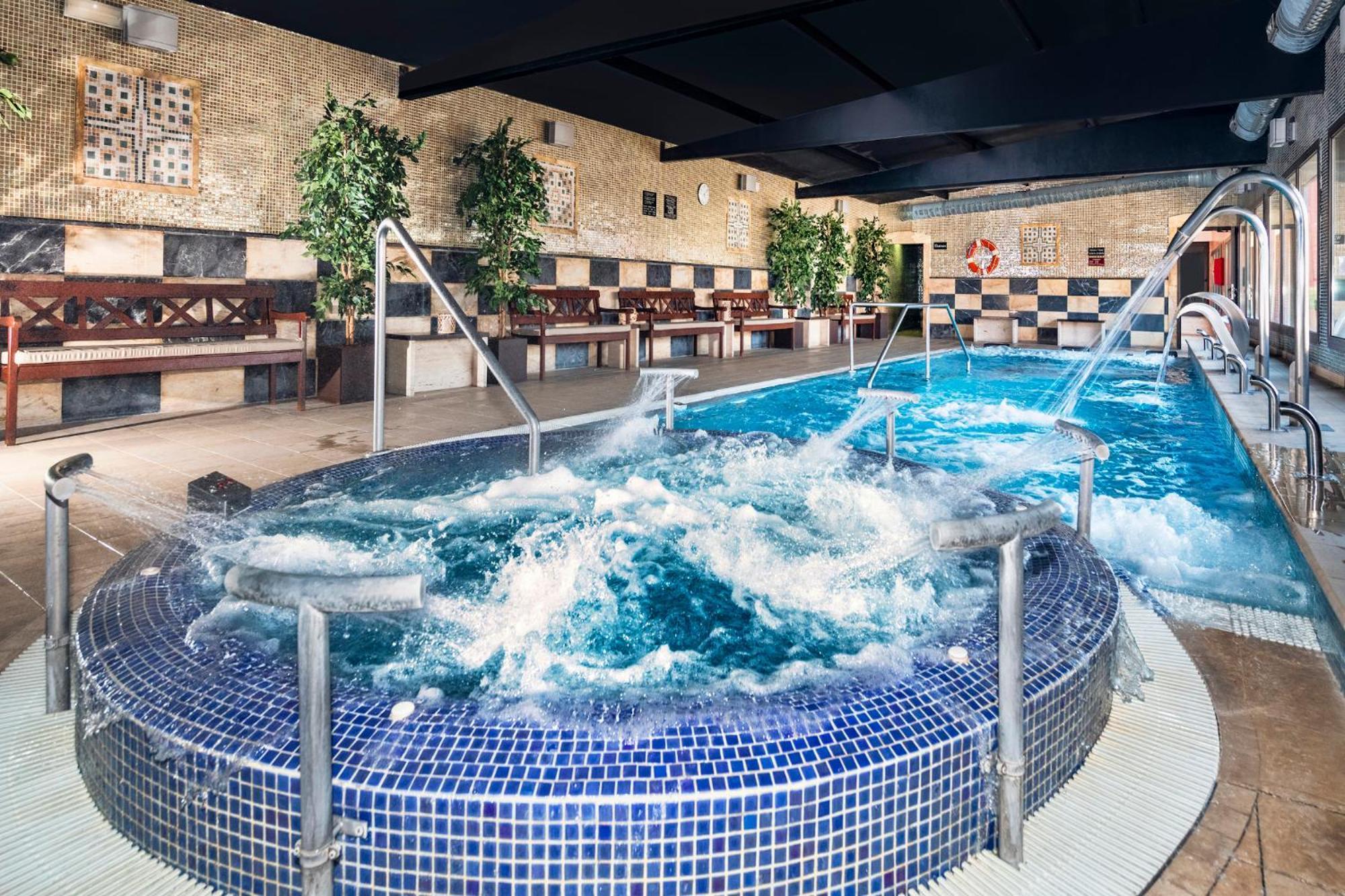 Double or Twin Room Spa Access,1272957463:JPEG