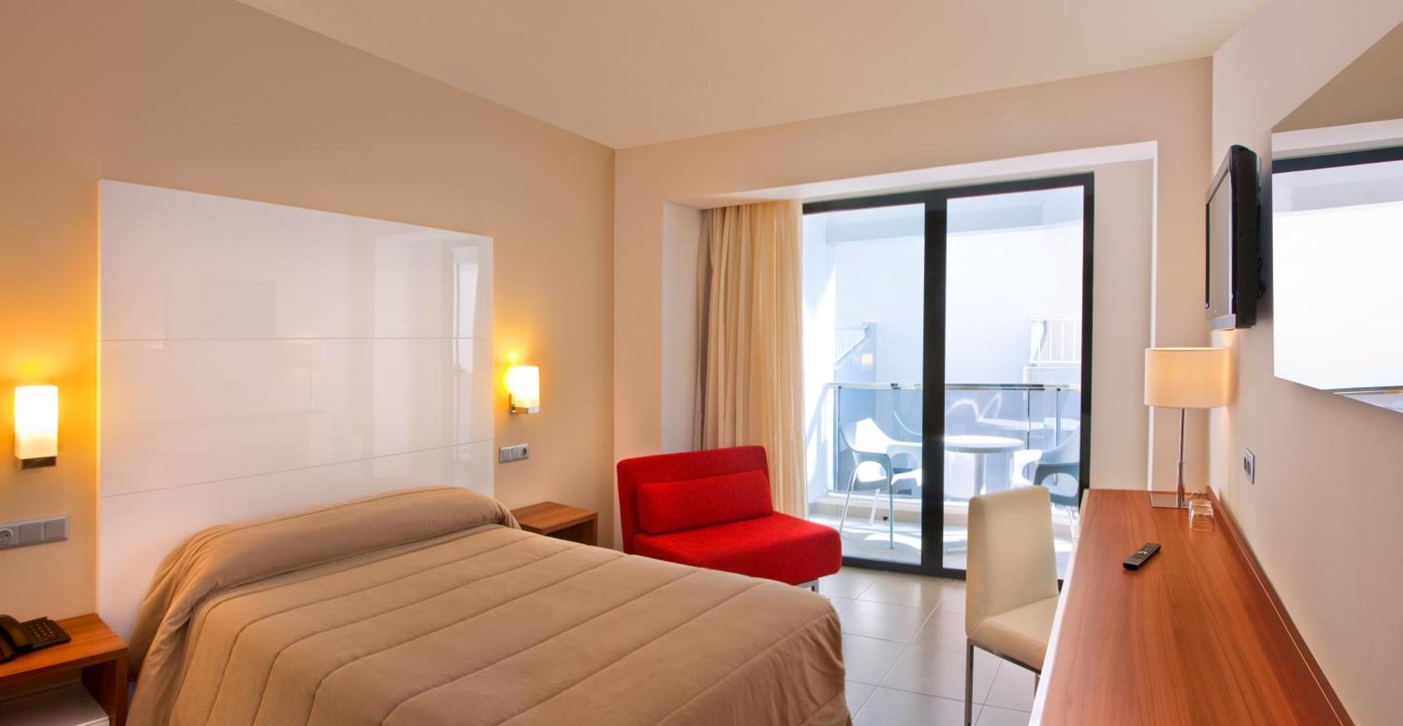 Budget Double Room,1396431209:JPEG