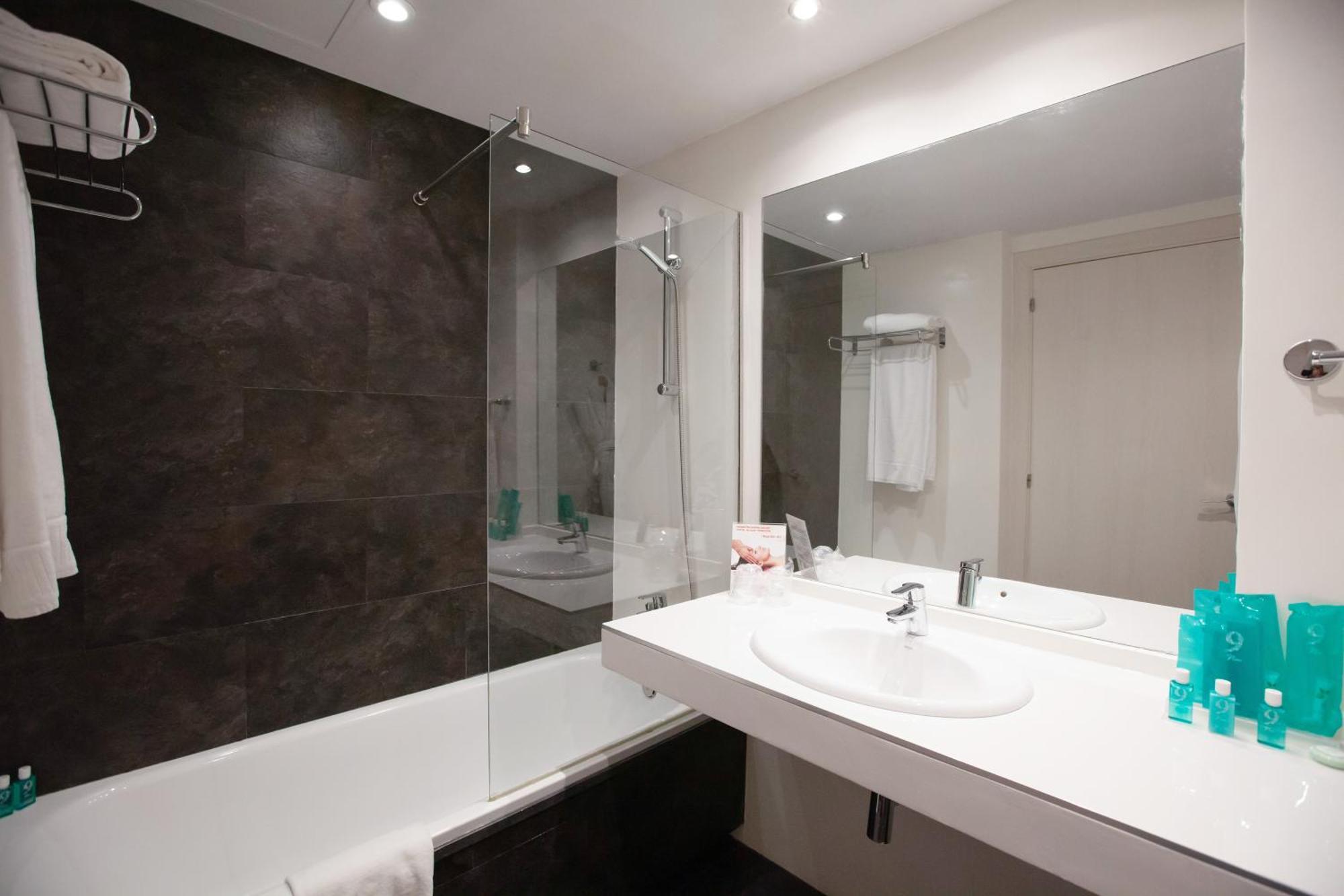 Comfort Double or Twin Room