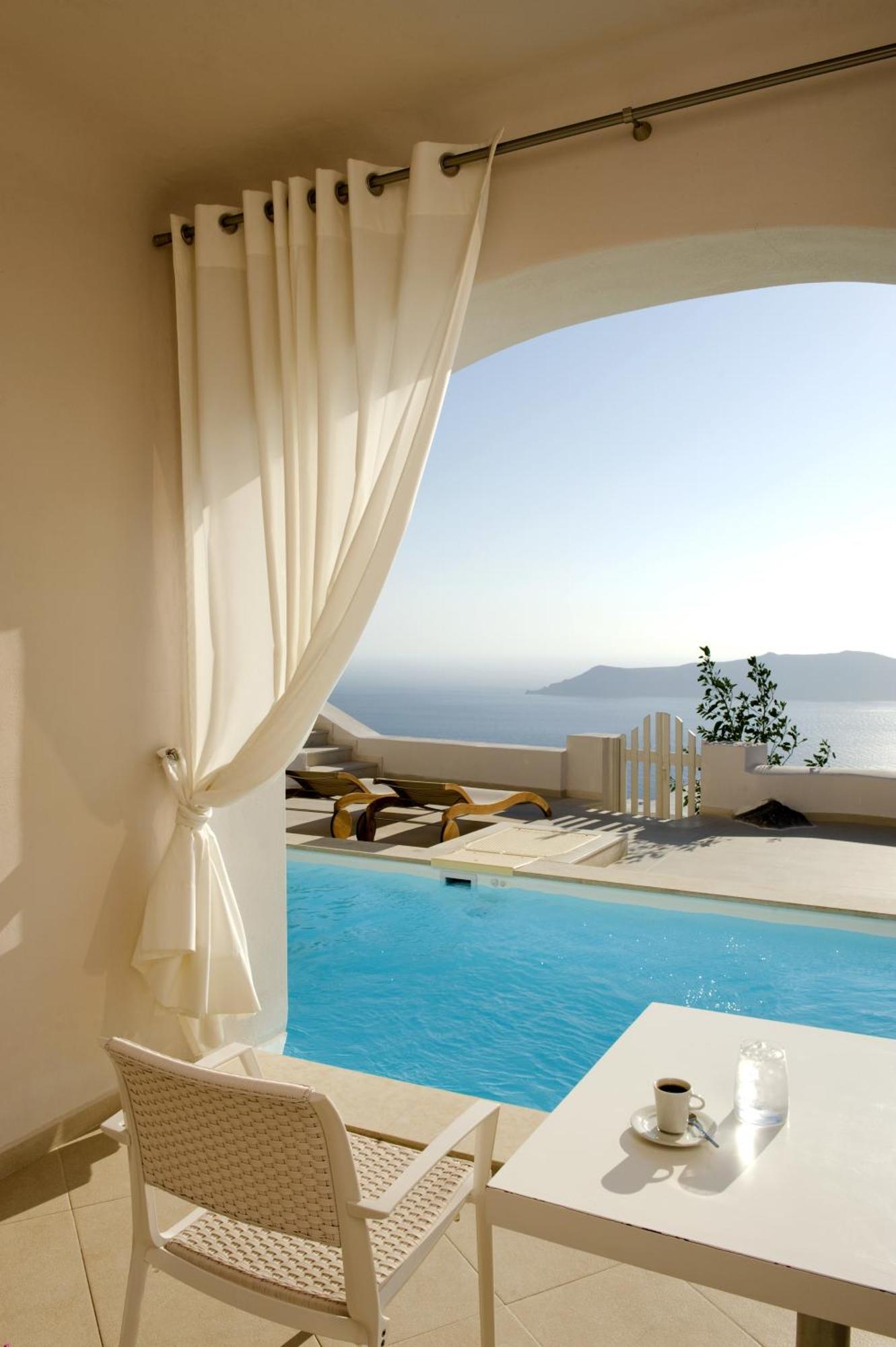 Deluxe Suite with Private Heated Pool and Caldera View,1273362691:JPEG