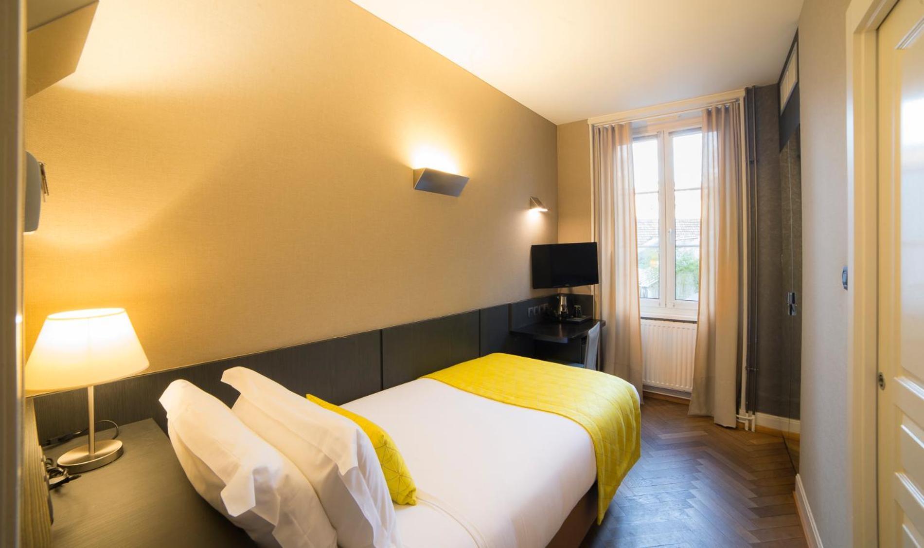 Single Room (1 Person) 10m2,1706713593:JPEG