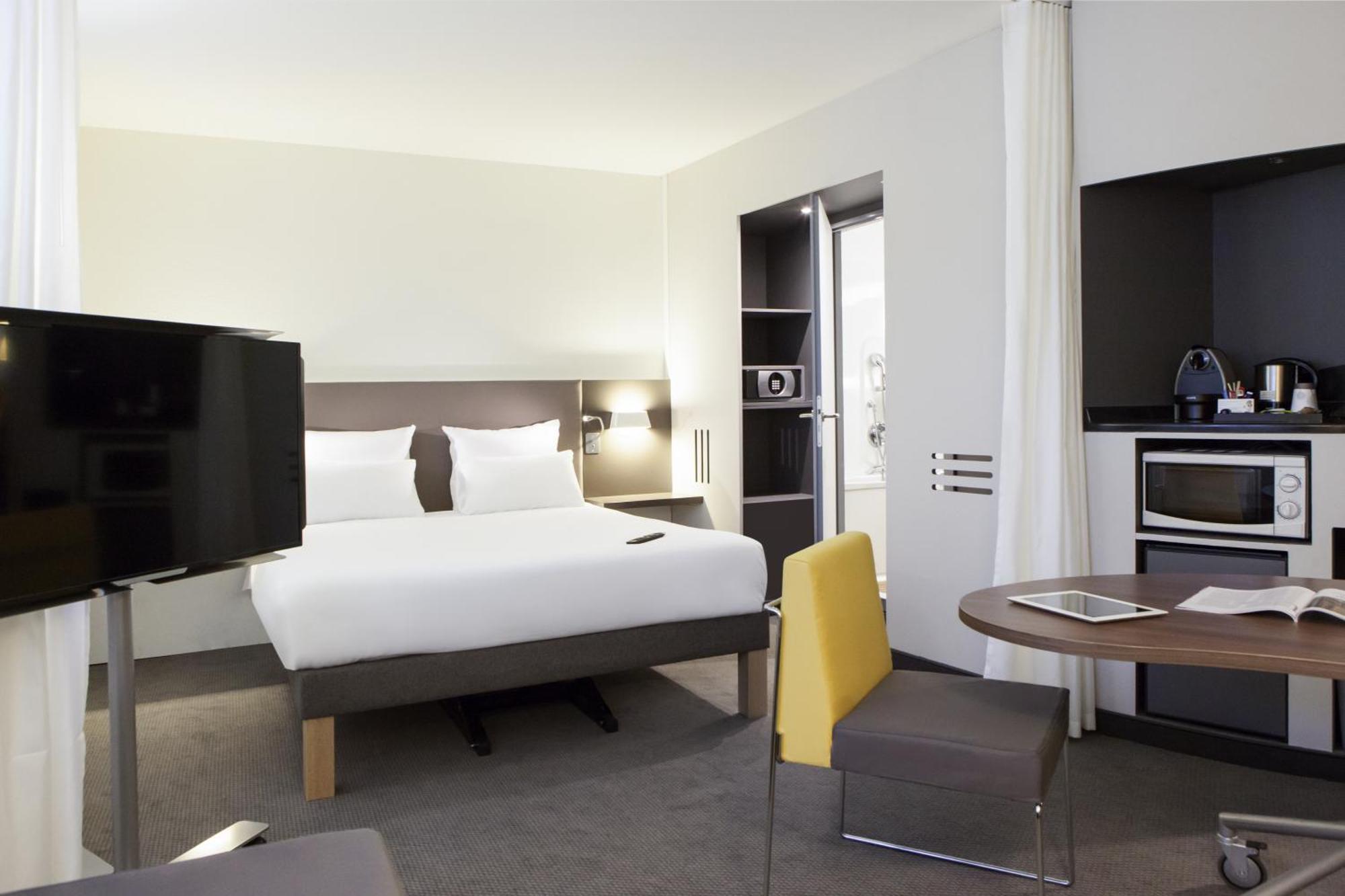 Superior Suite with Double Bed and Sofa Bed,1704866434:JPEG