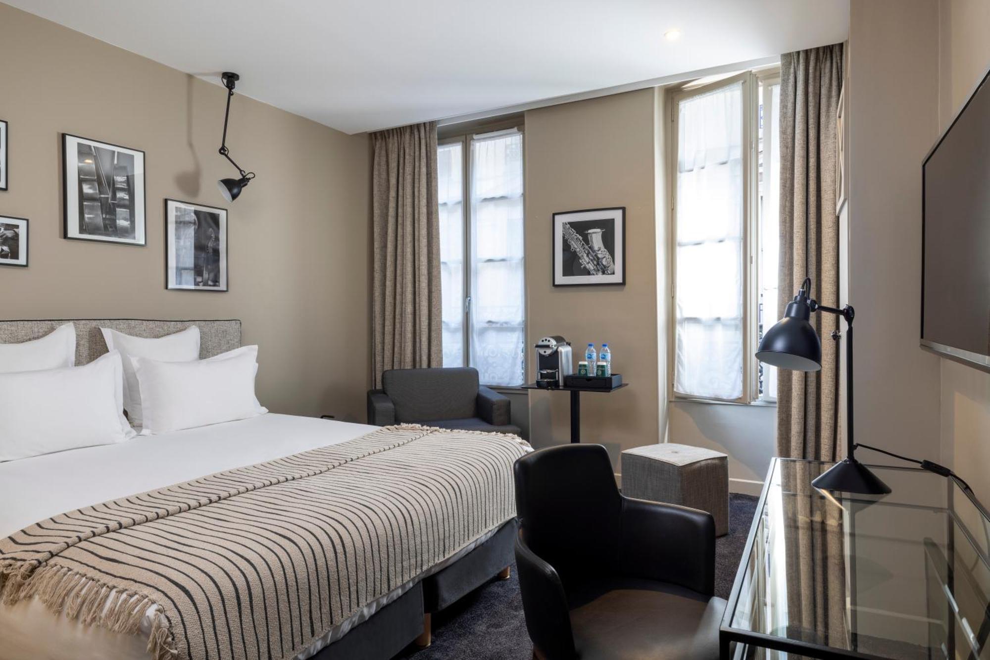 Deluxe Double or Twin Room