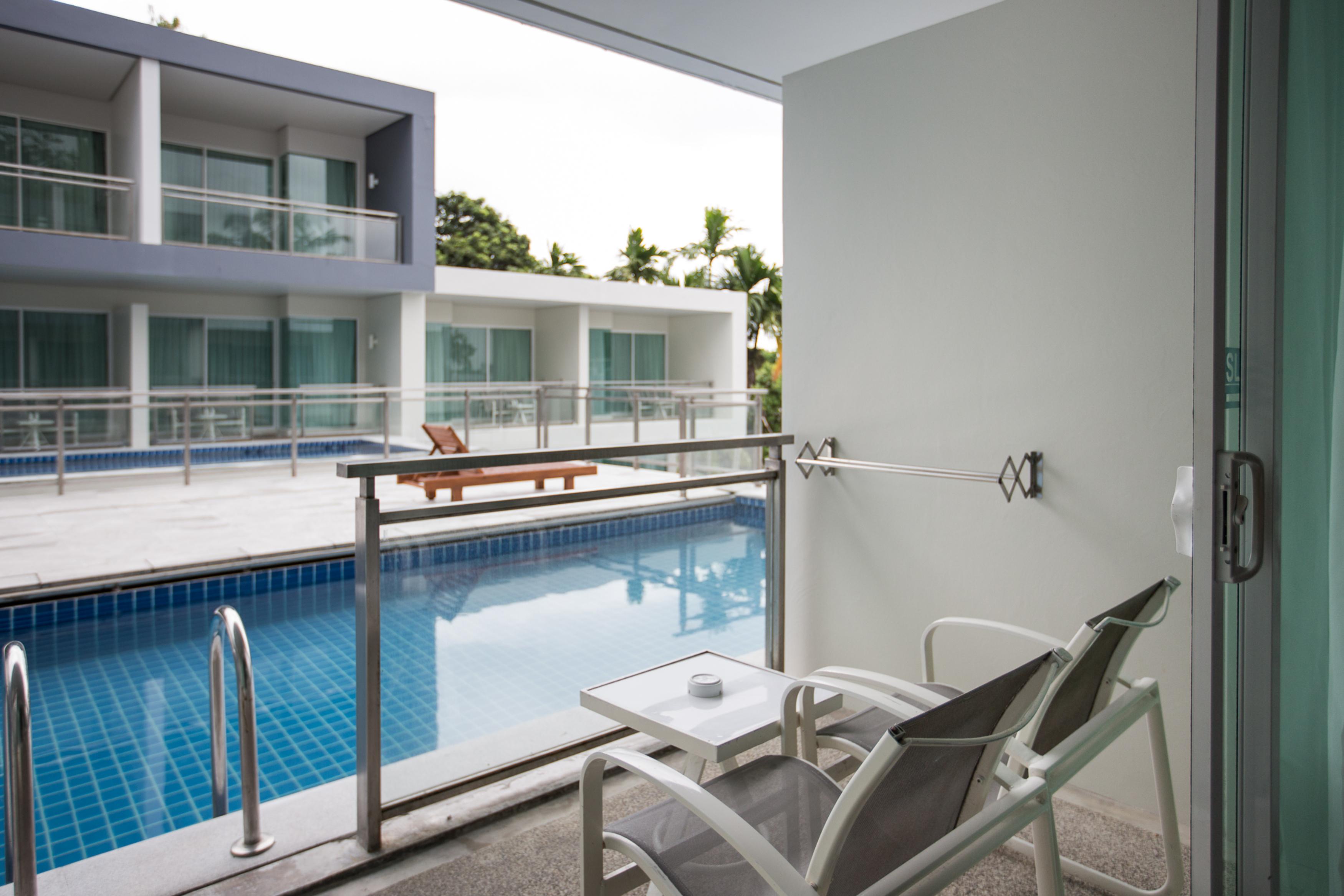 Grand Pool Access Double Room