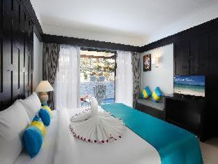Superior Double or Twin Room Swimming Pool Access