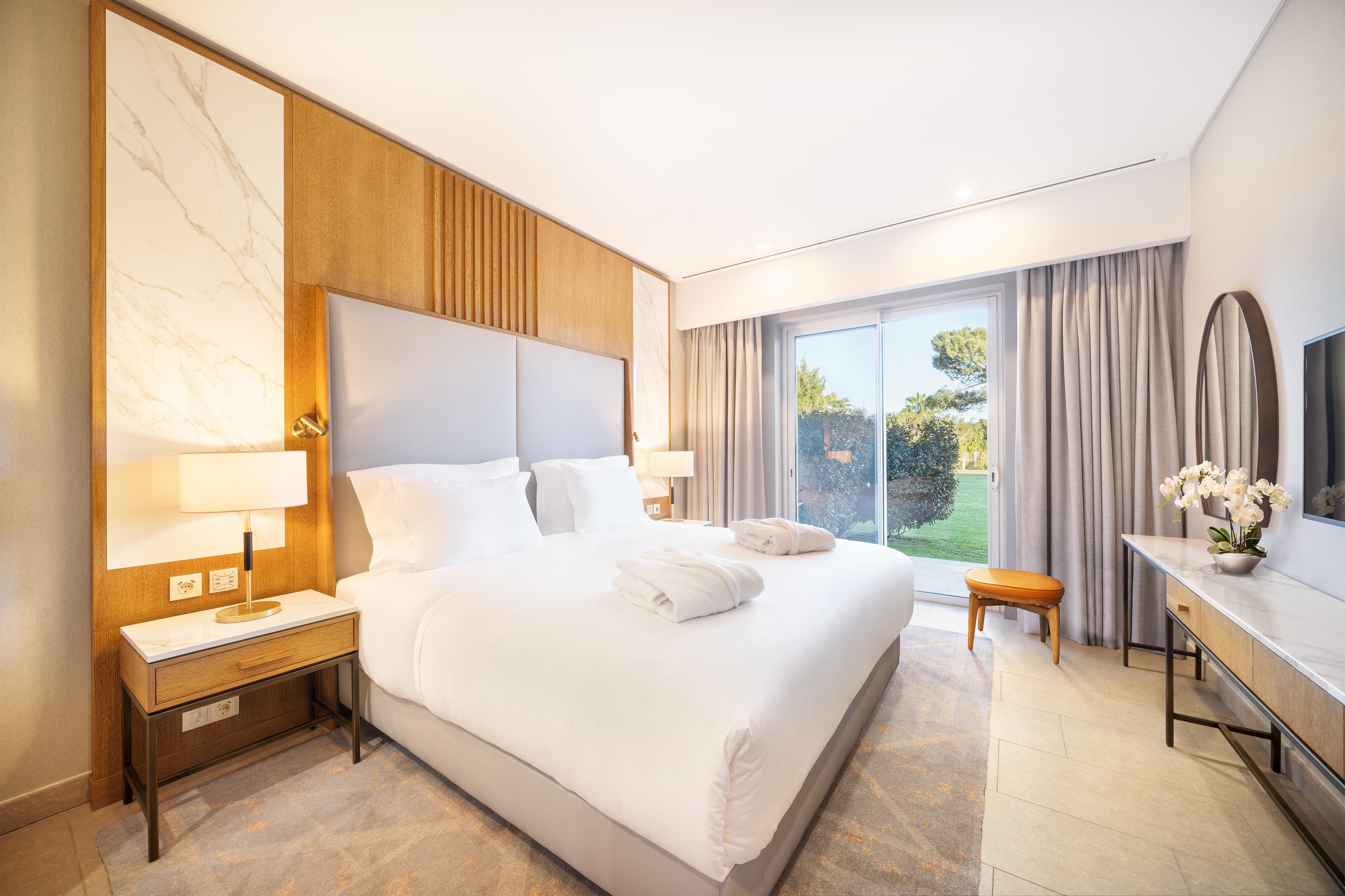 Accessible One Bedroom Sunset Suite,1274396416:JPEG