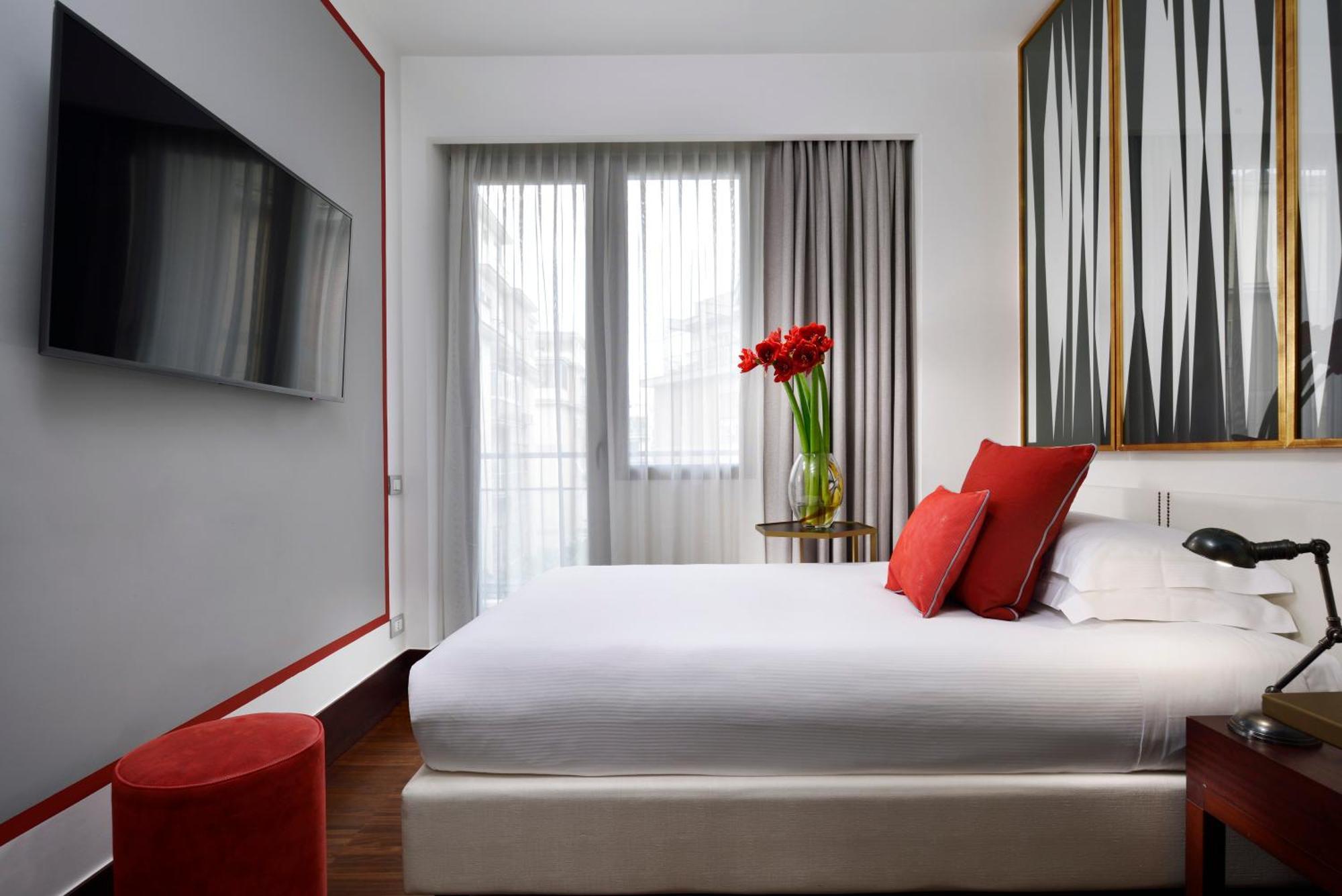 Single Room French Bed
