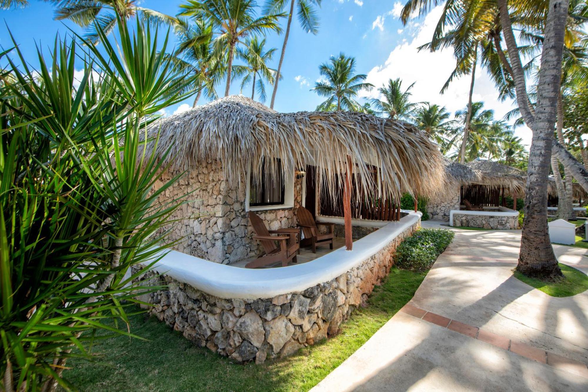 Bungalow with Garden and Two Queen Beds, Non-Smoking,680618505:JPEG
