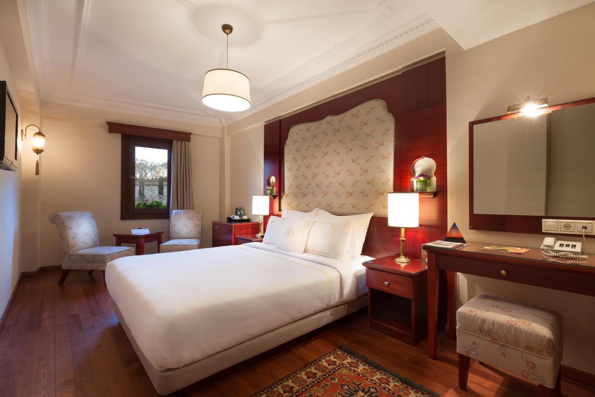 Double Room,681623226:JPEG
