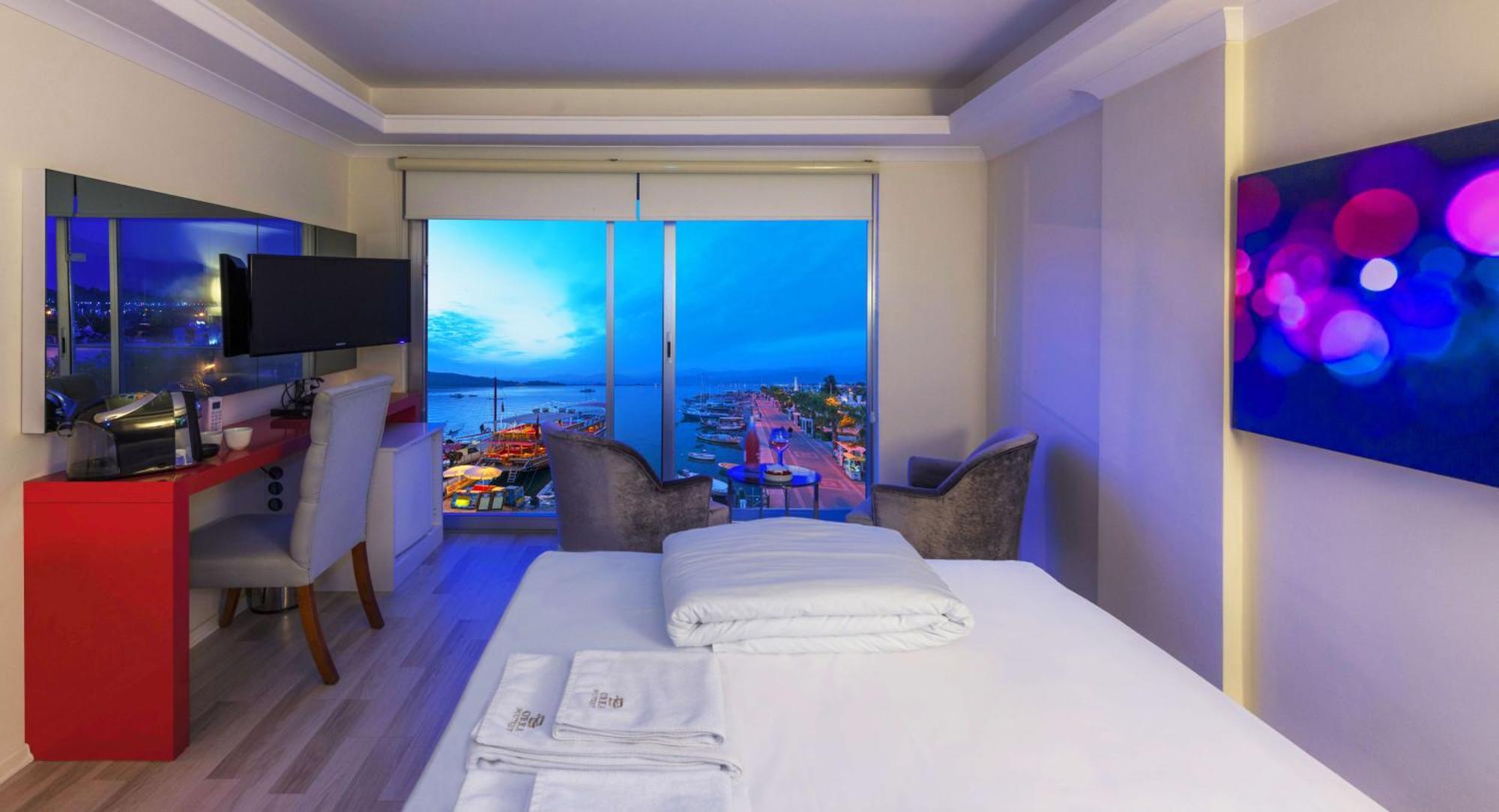 Large Room Sea View