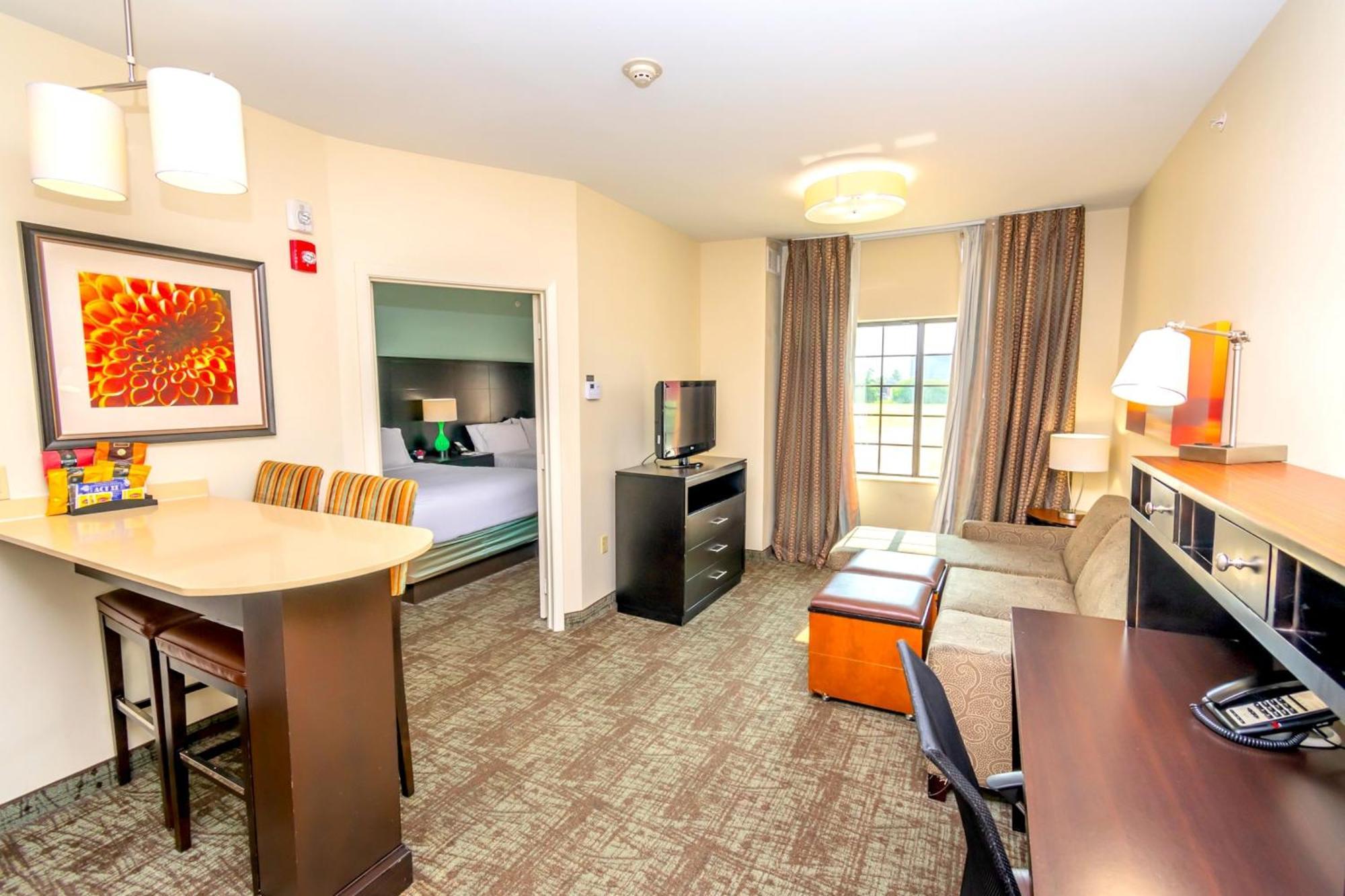 One-Bedroom Suite Two Queen Beds