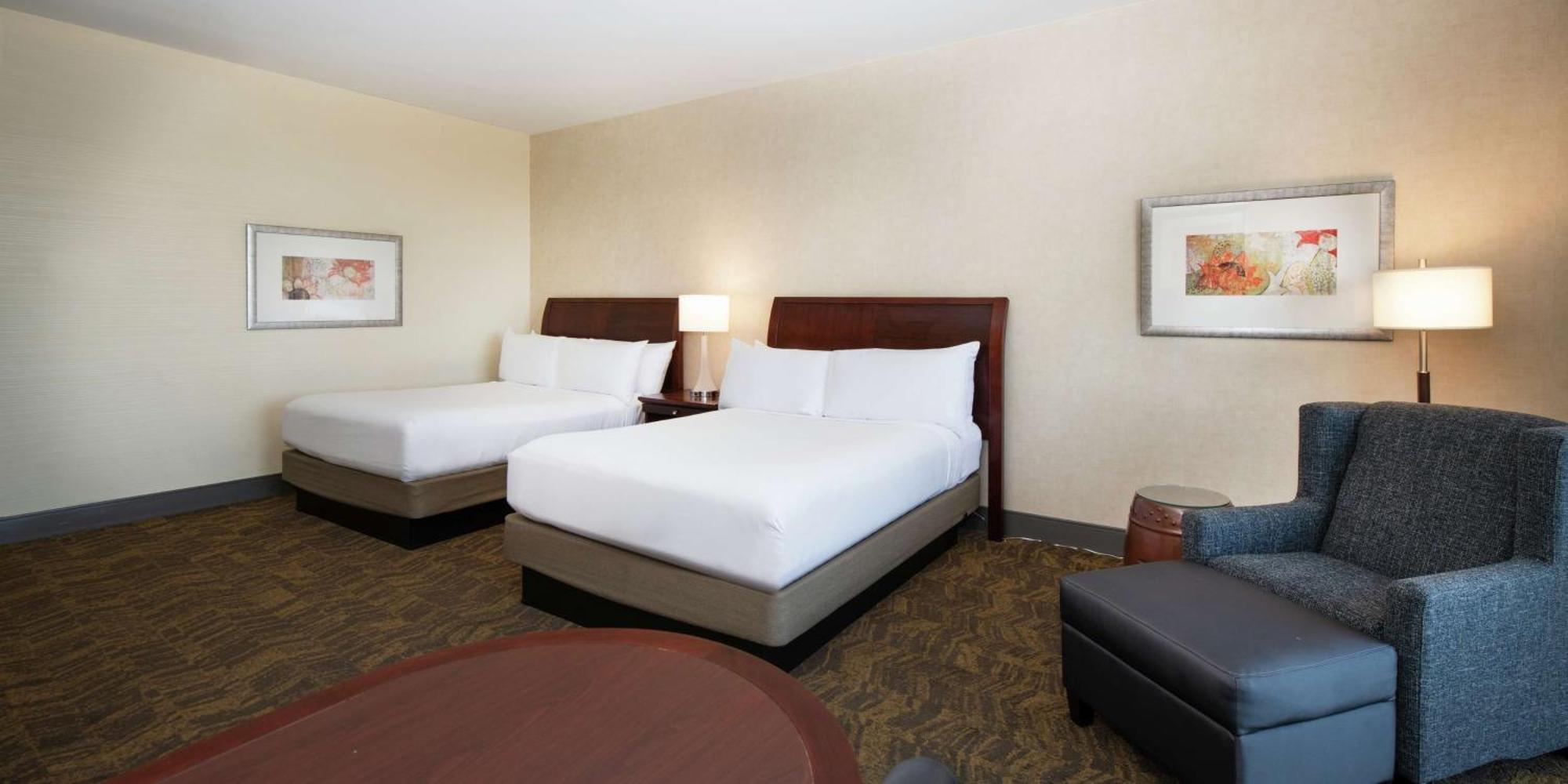 Queen Room with Two Queen Beds and Balcony - Non-Smoking,1275980566:JPEG