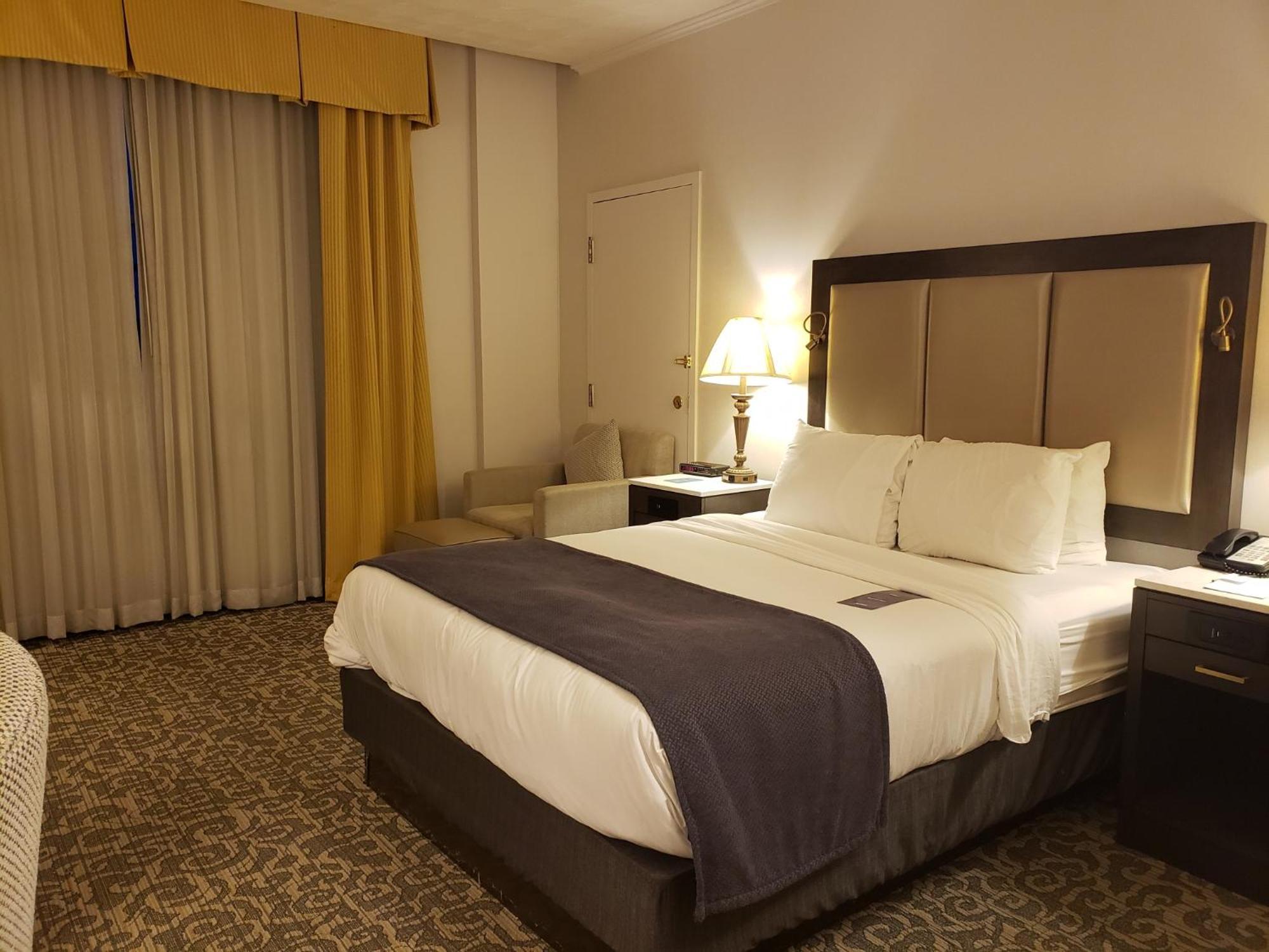 Queen Room