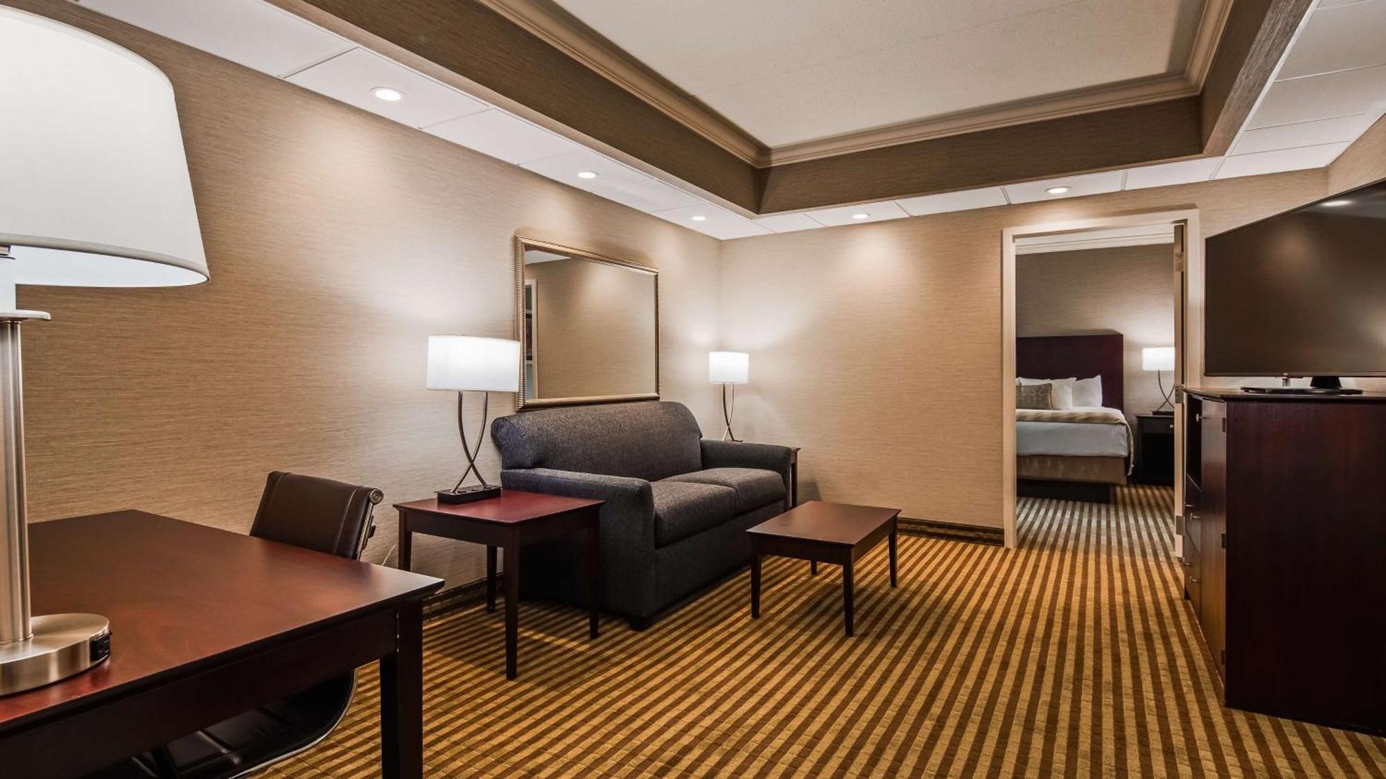 King Suite,1276411651:JPEG