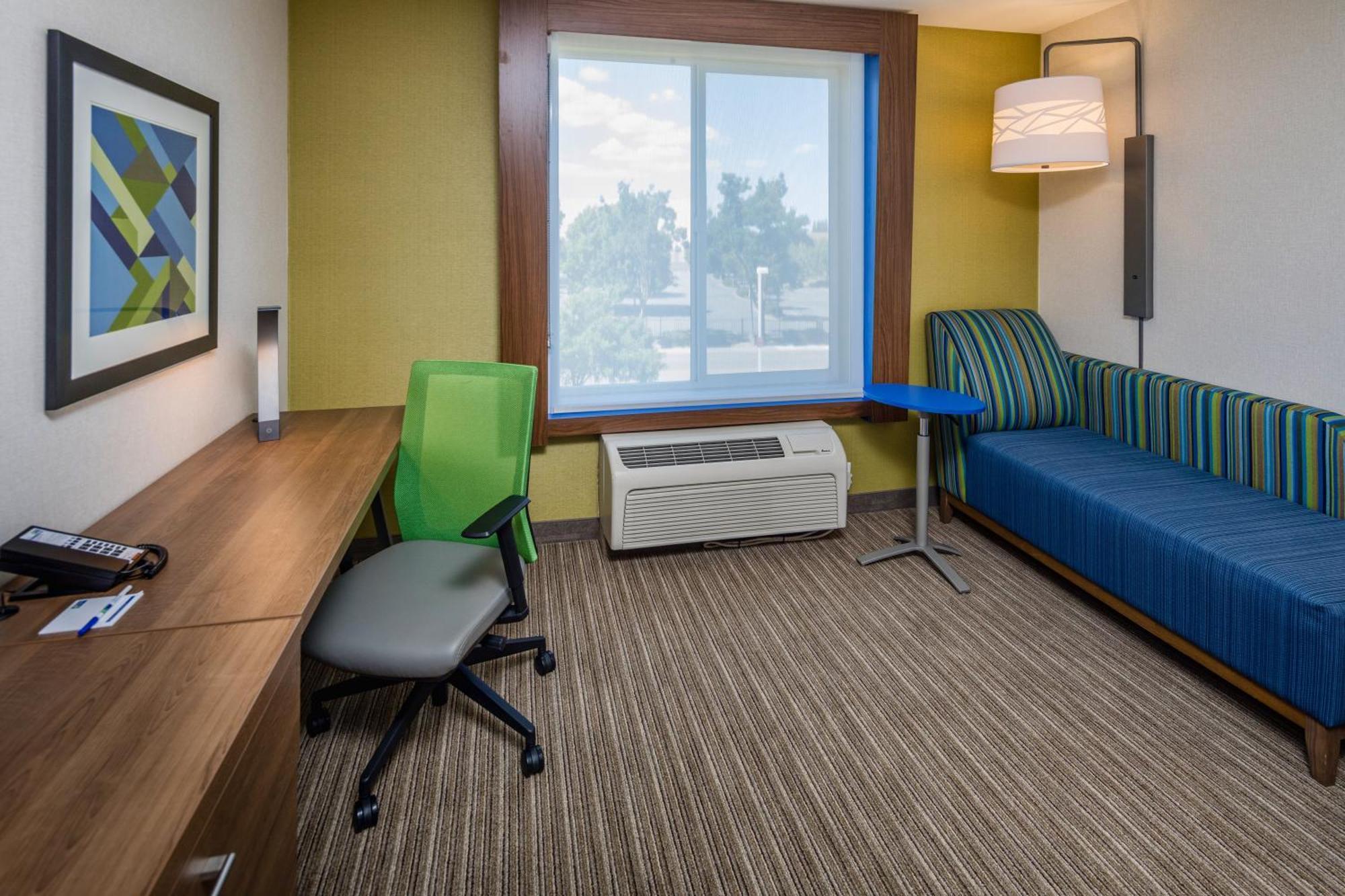 King Room - Mobility Access/Hearing Accessible,1435429222:JPEG