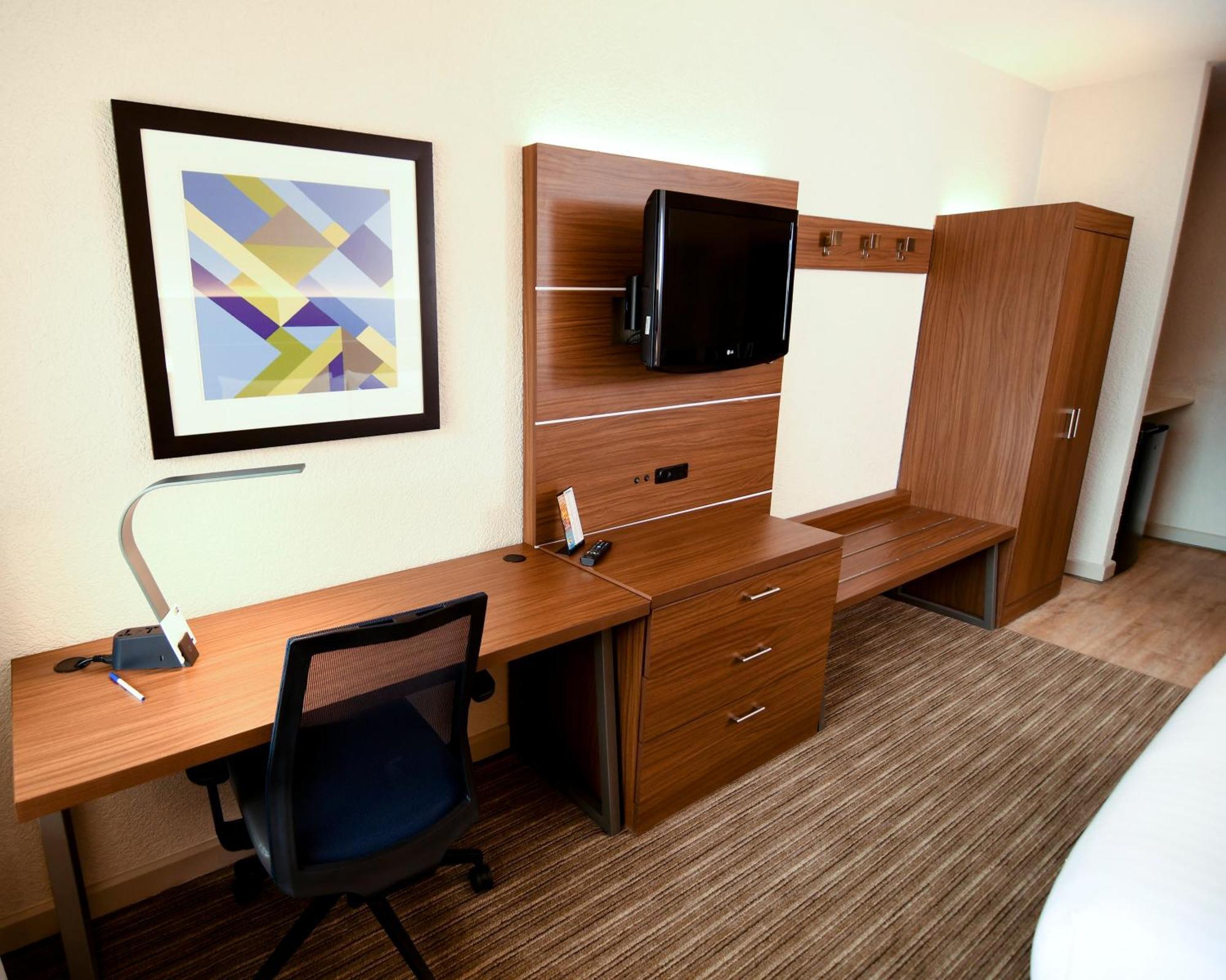 Standard King Room