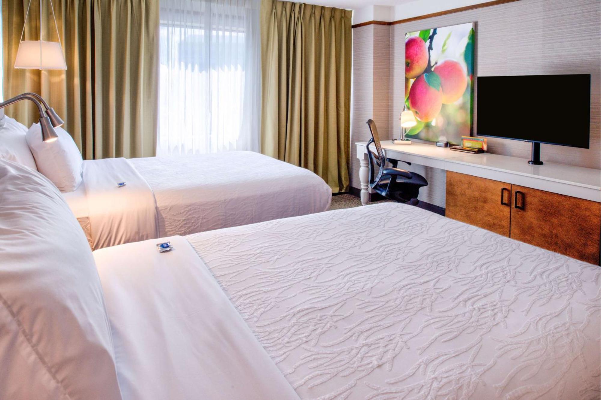 Double Room with Two Double Beds,1276967341:JPEG