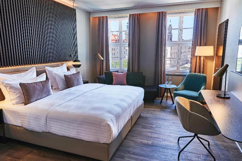 Grand Deluxe Room