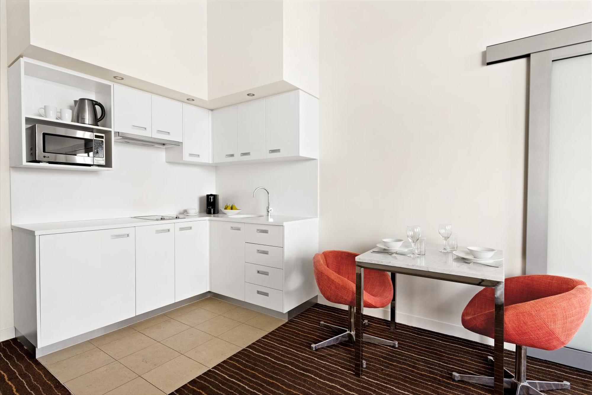One-Bedroom Apartment Spa