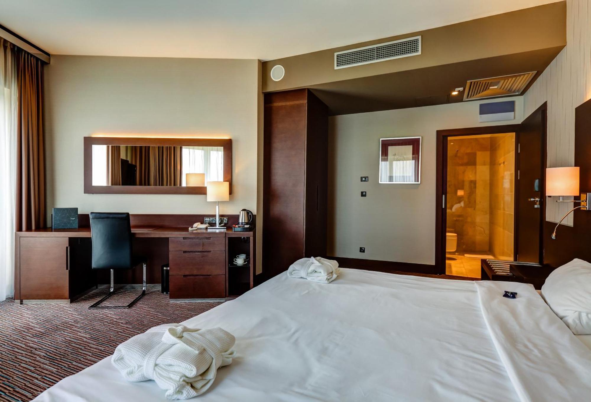 Deluxe Single Room,1277256625:JPEG