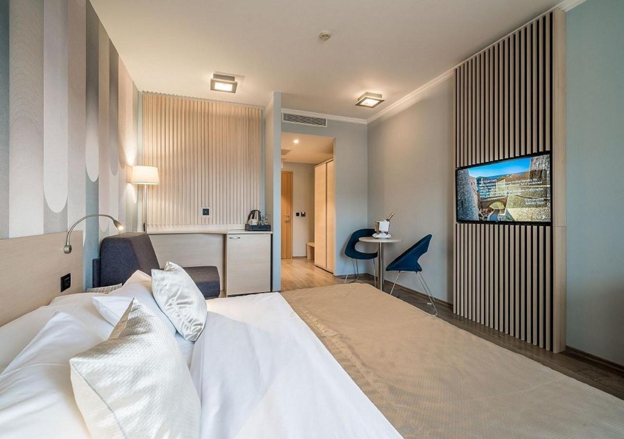 Superior Double Room Balcony Sea View