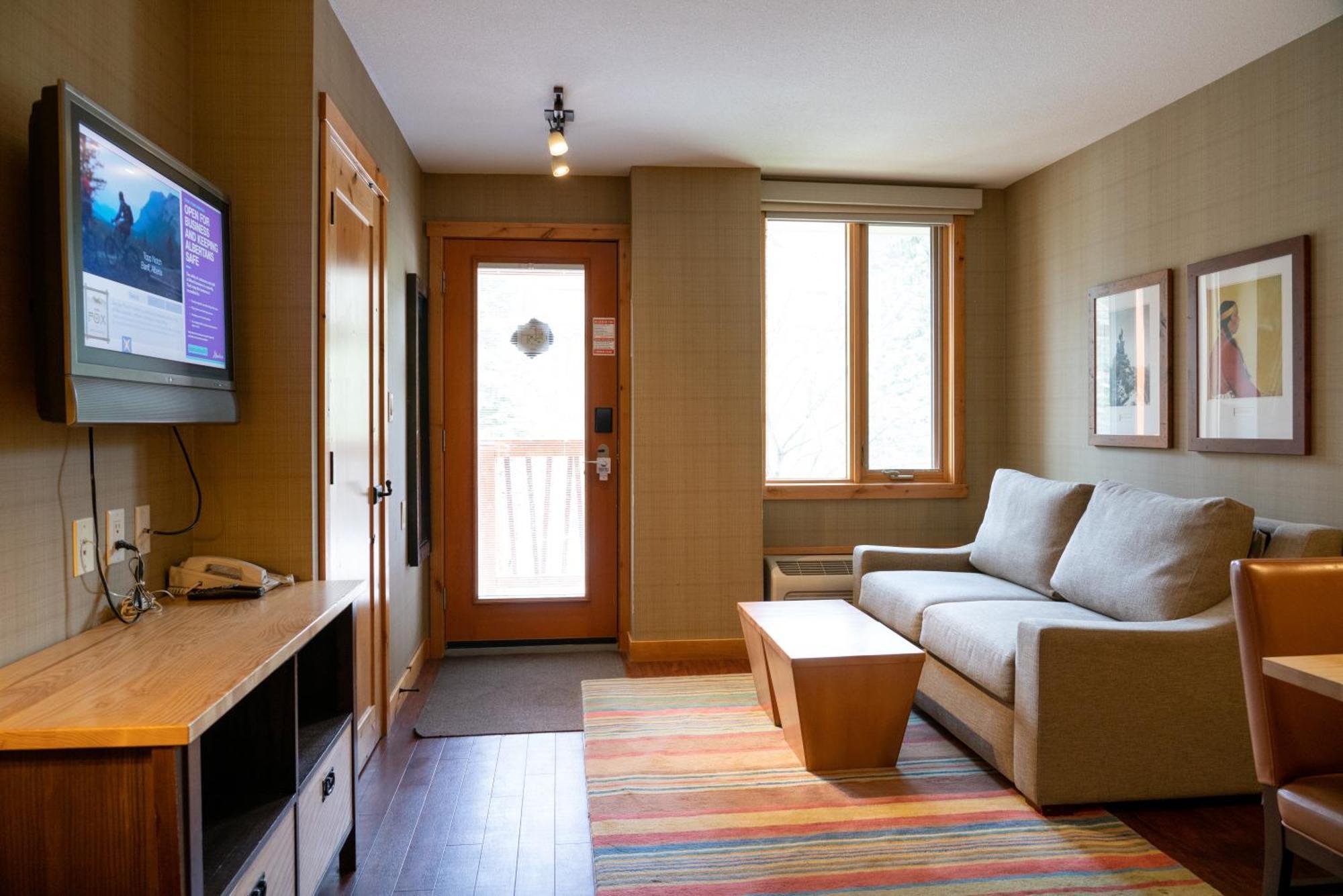One-Bedroom Suite Two Doubles,698738526:JPEG