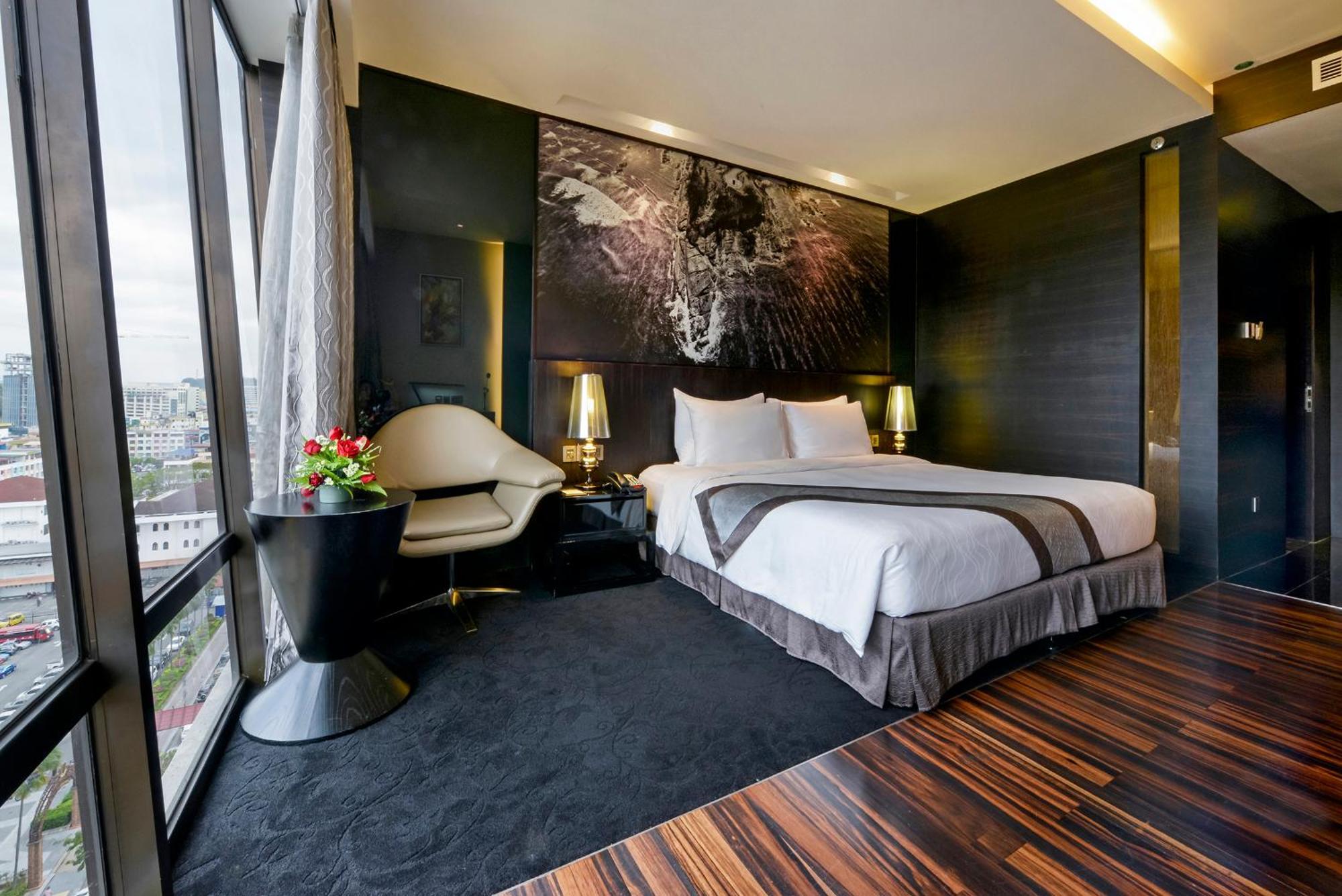 Superior Double Room City View