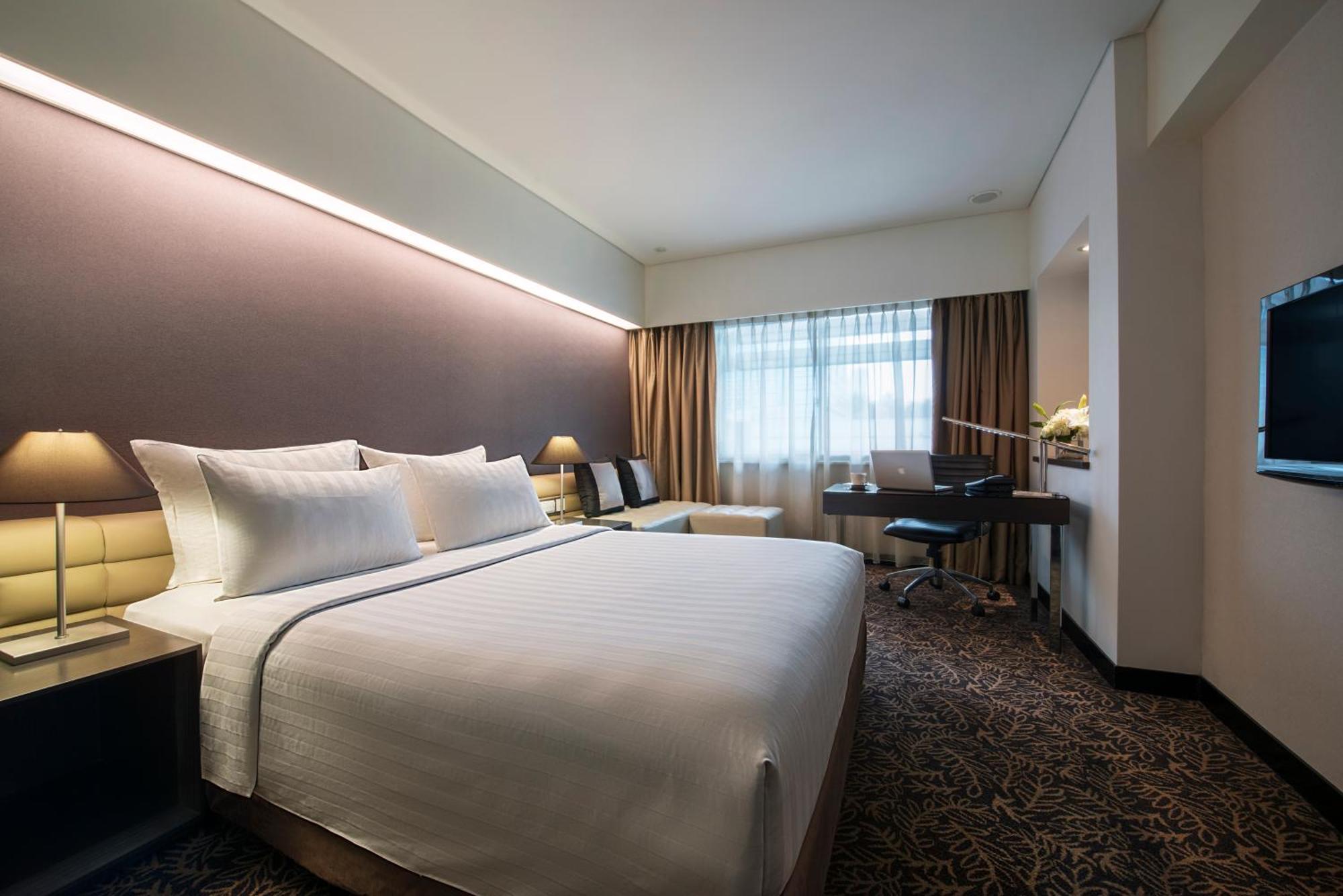 Superior Queen Room
