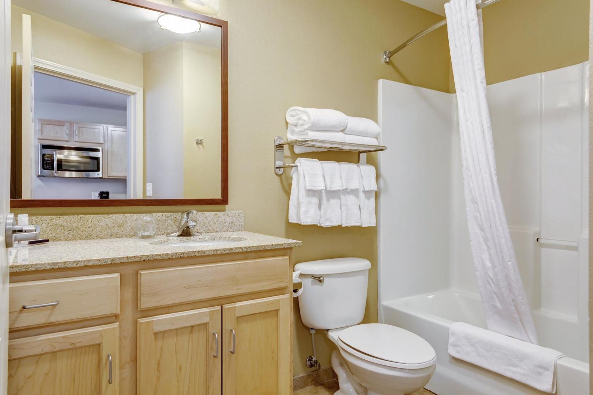 King Studio Suite