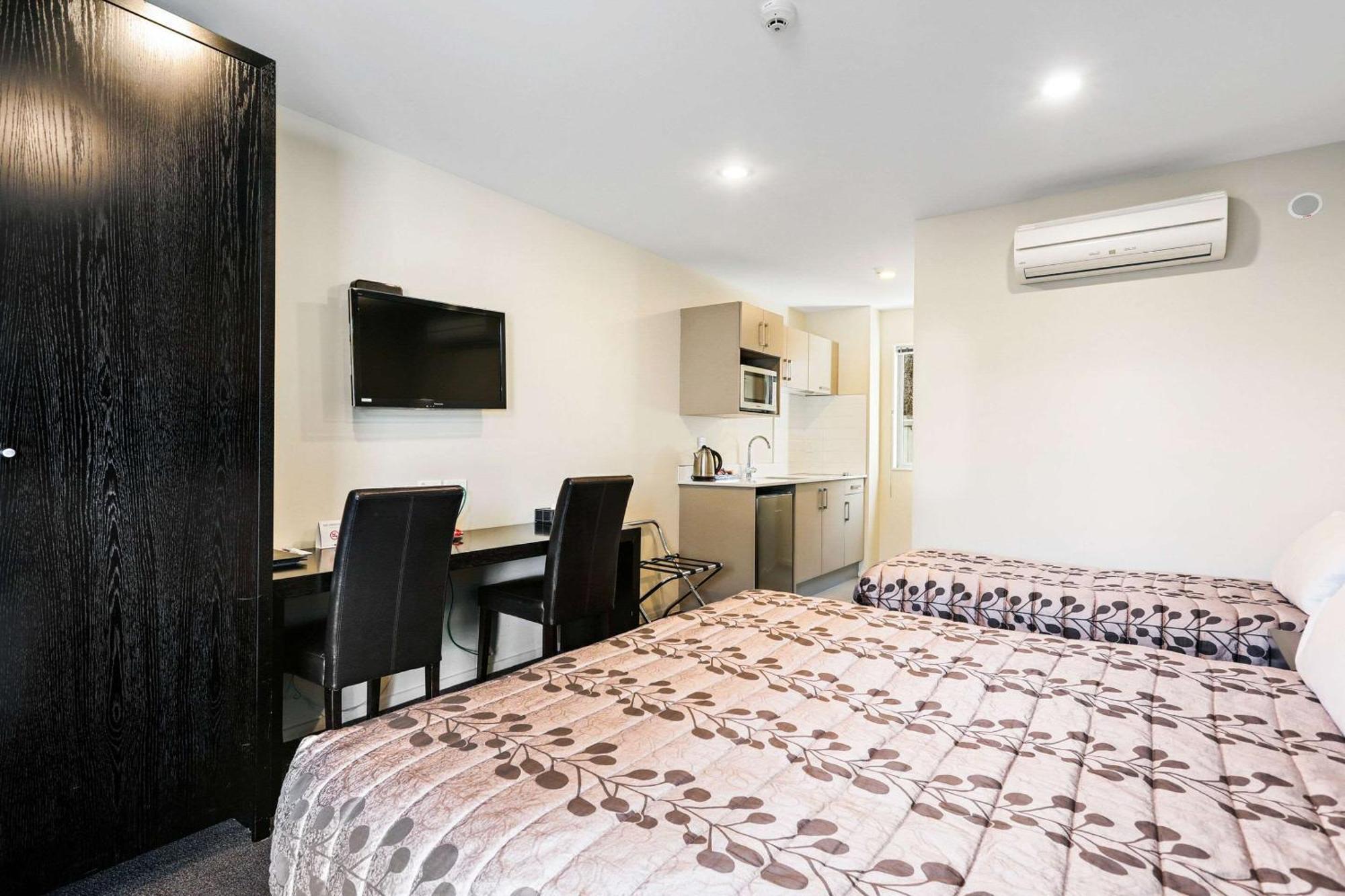 Standard King Room Extra-Bed