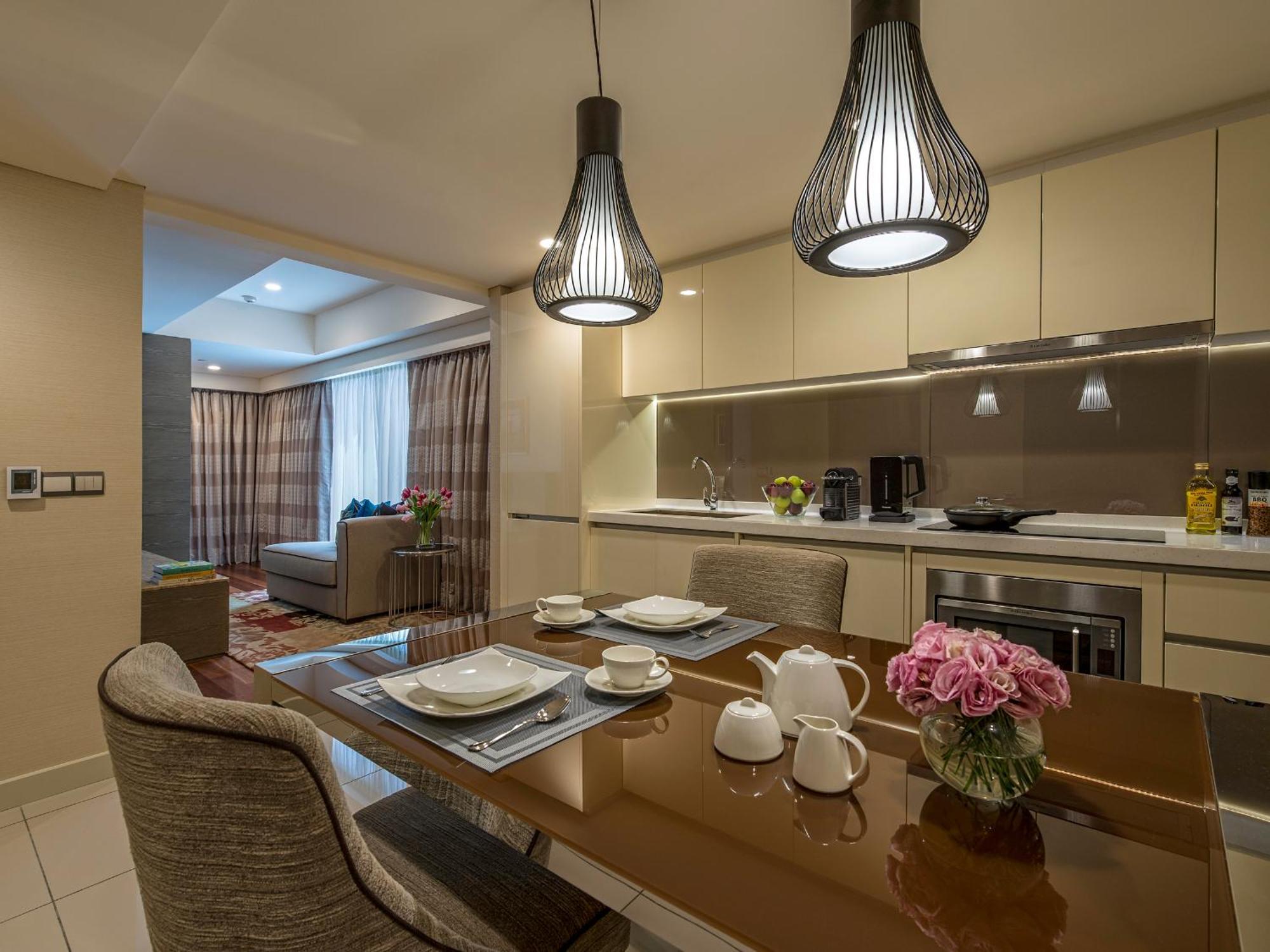 One-Bedroom Executive,1537799086:JPEG