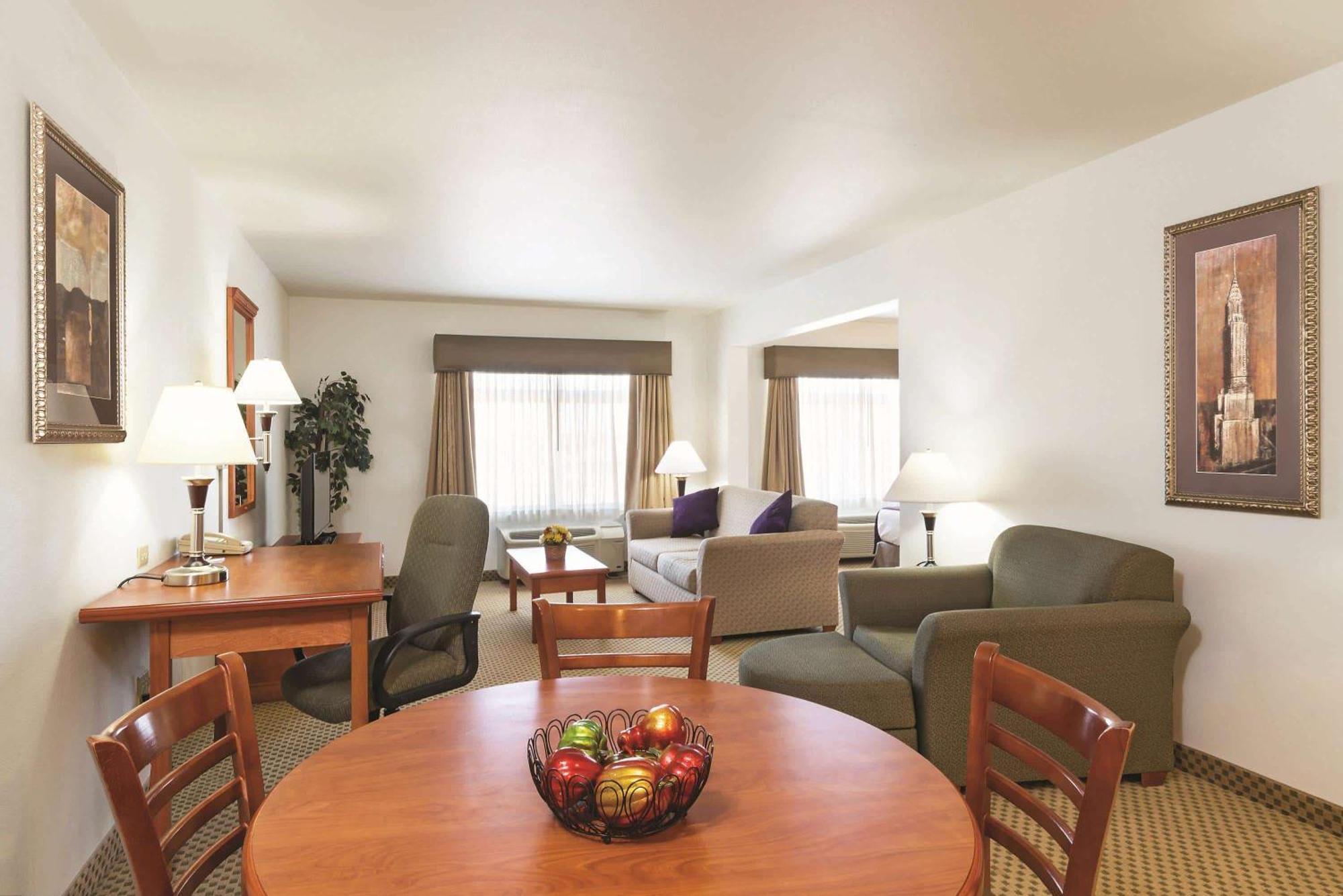 Two-Bedroom Suite - Non-Smoking
