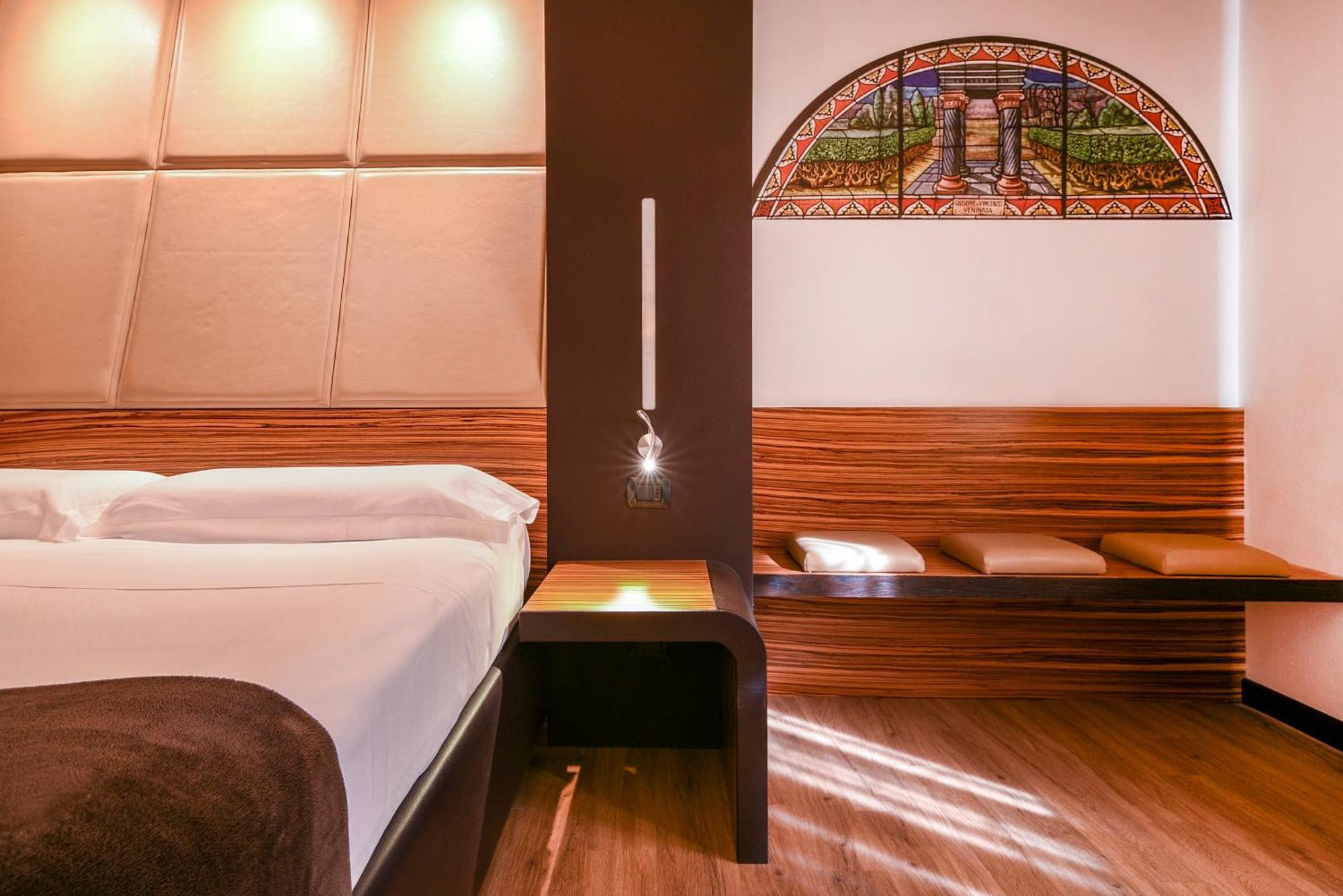 Junior Suite,1442481754:JPEG