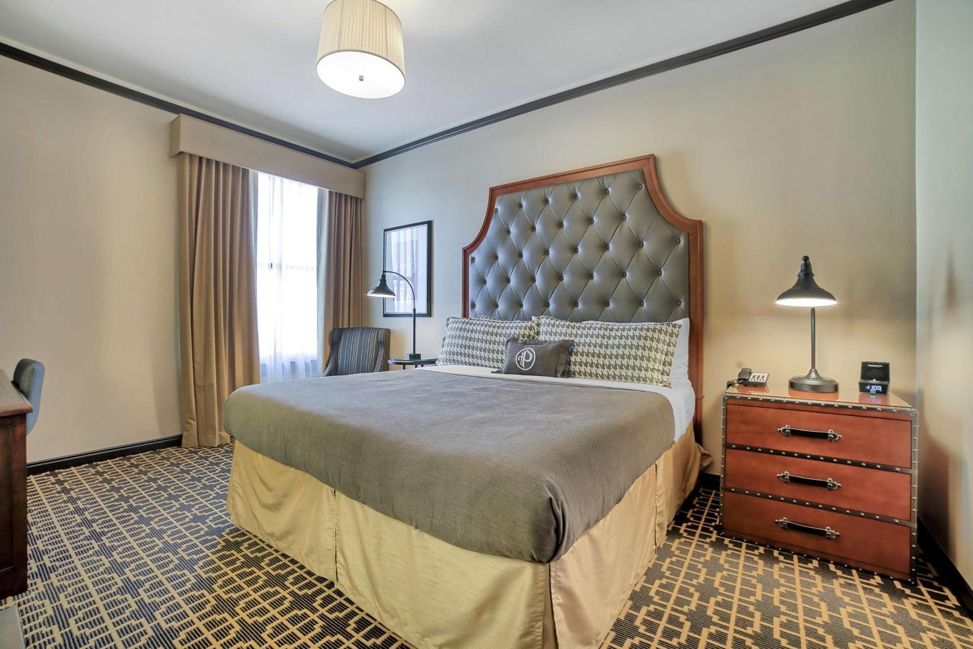 One-Bedroom King Suite,1278739267:JPEG