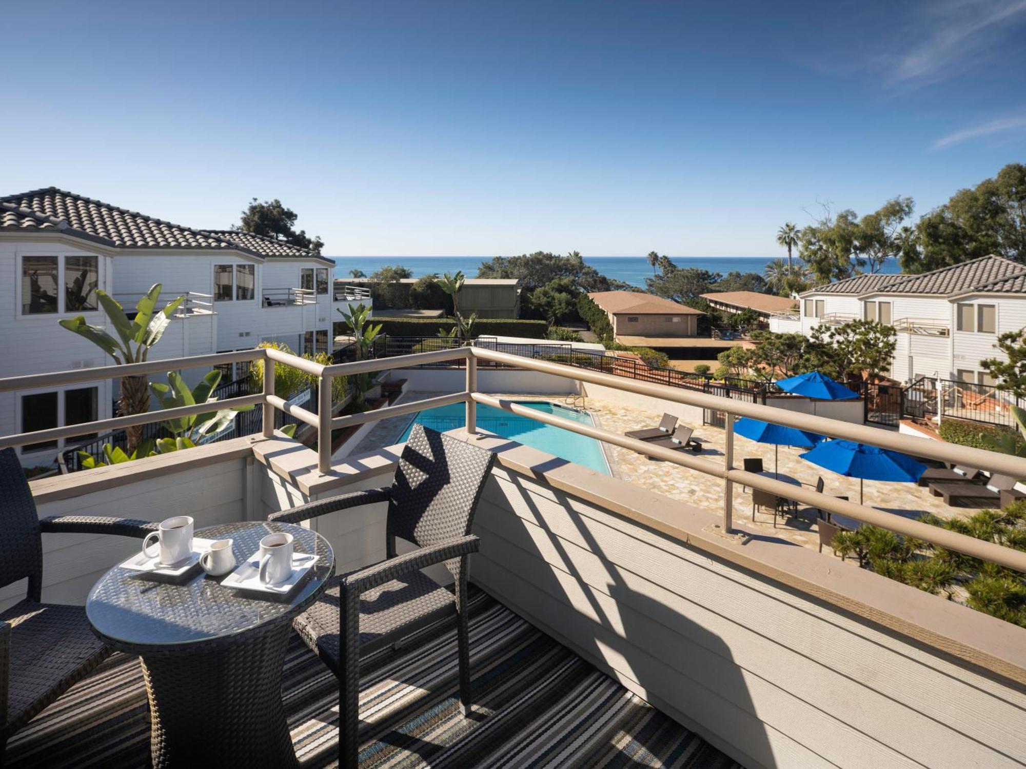 Standard King Room Ocean View