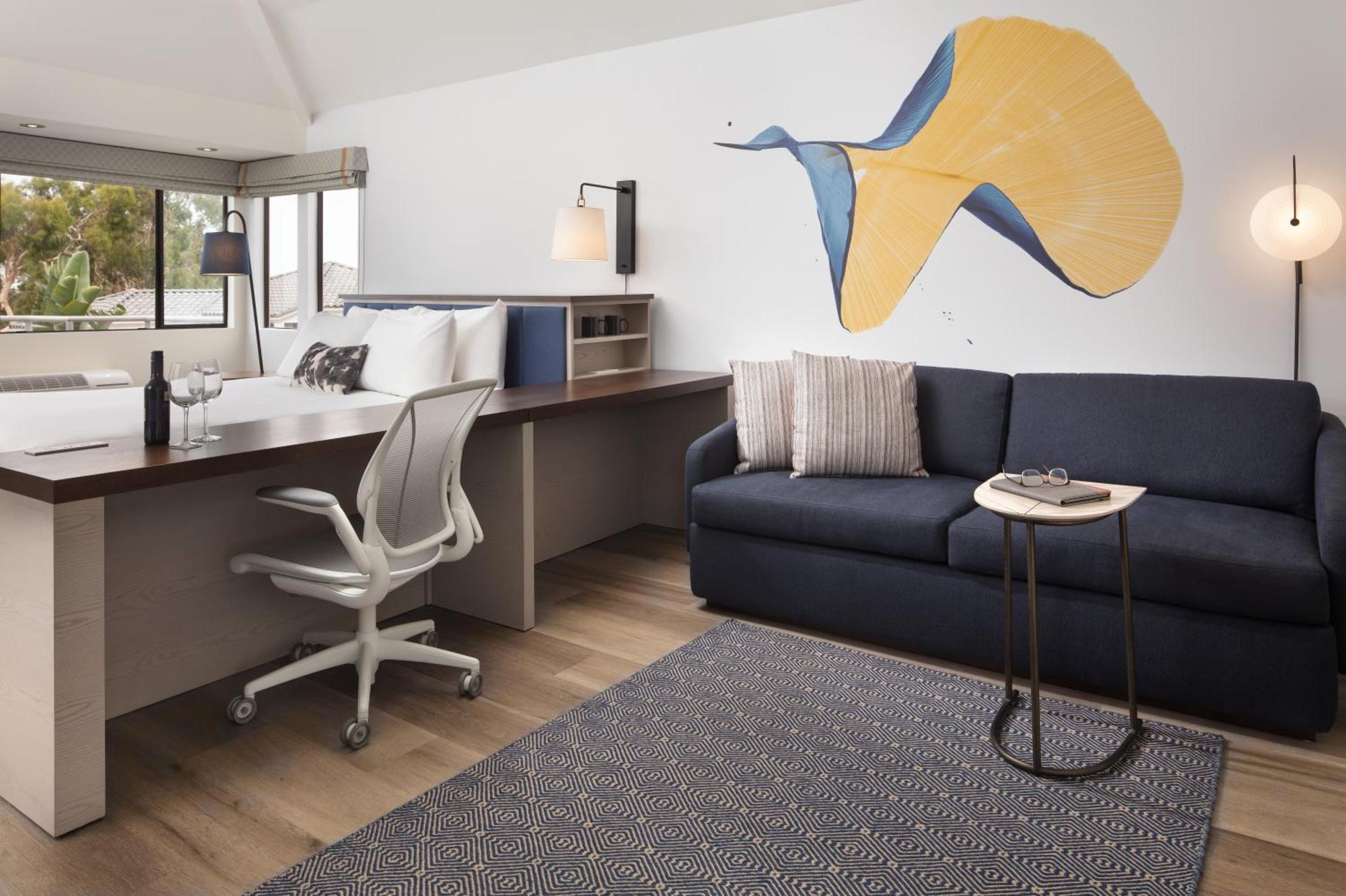 Standard King Room Sofa Bed