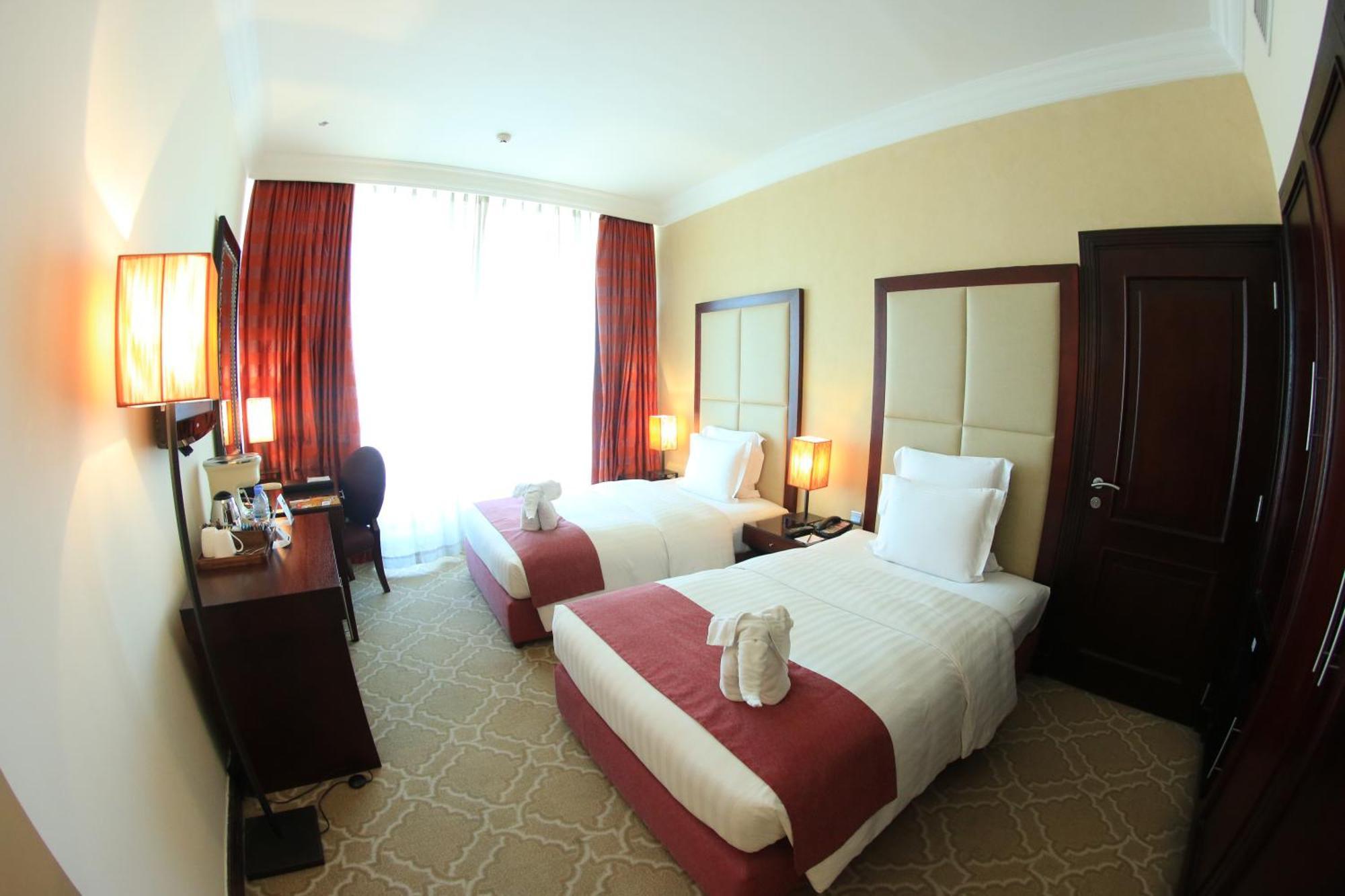 Standard Queen Room