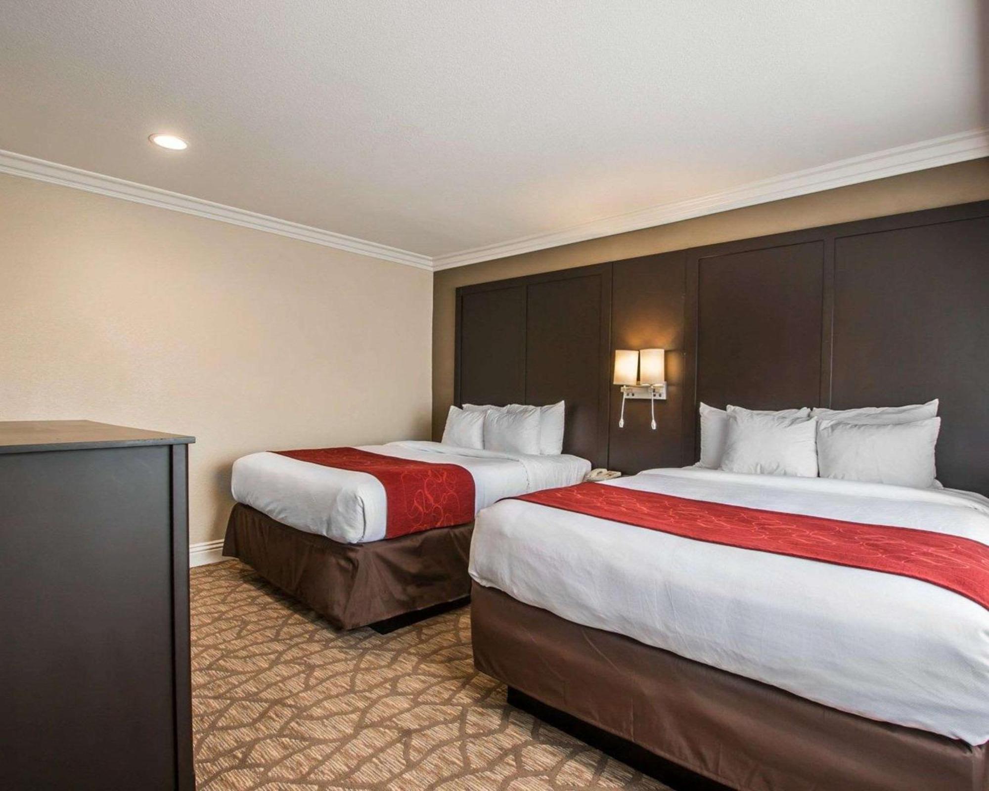 Suite, 2 Queen Beds with Sofa Bed, Non Smoking,1279124494:JPEG