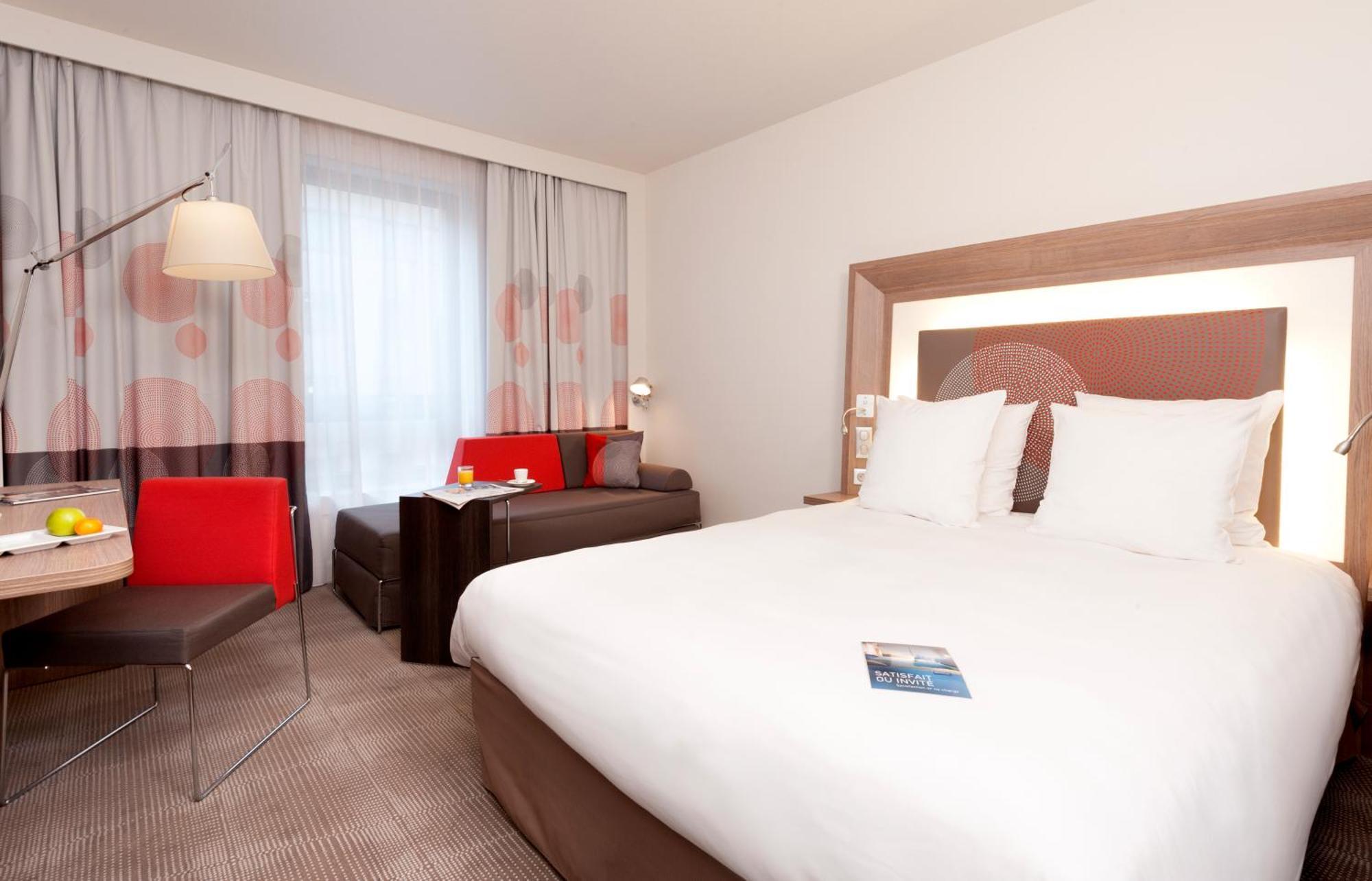 Executive Queen Room Double Sofa Bed,1542927643:JPEG