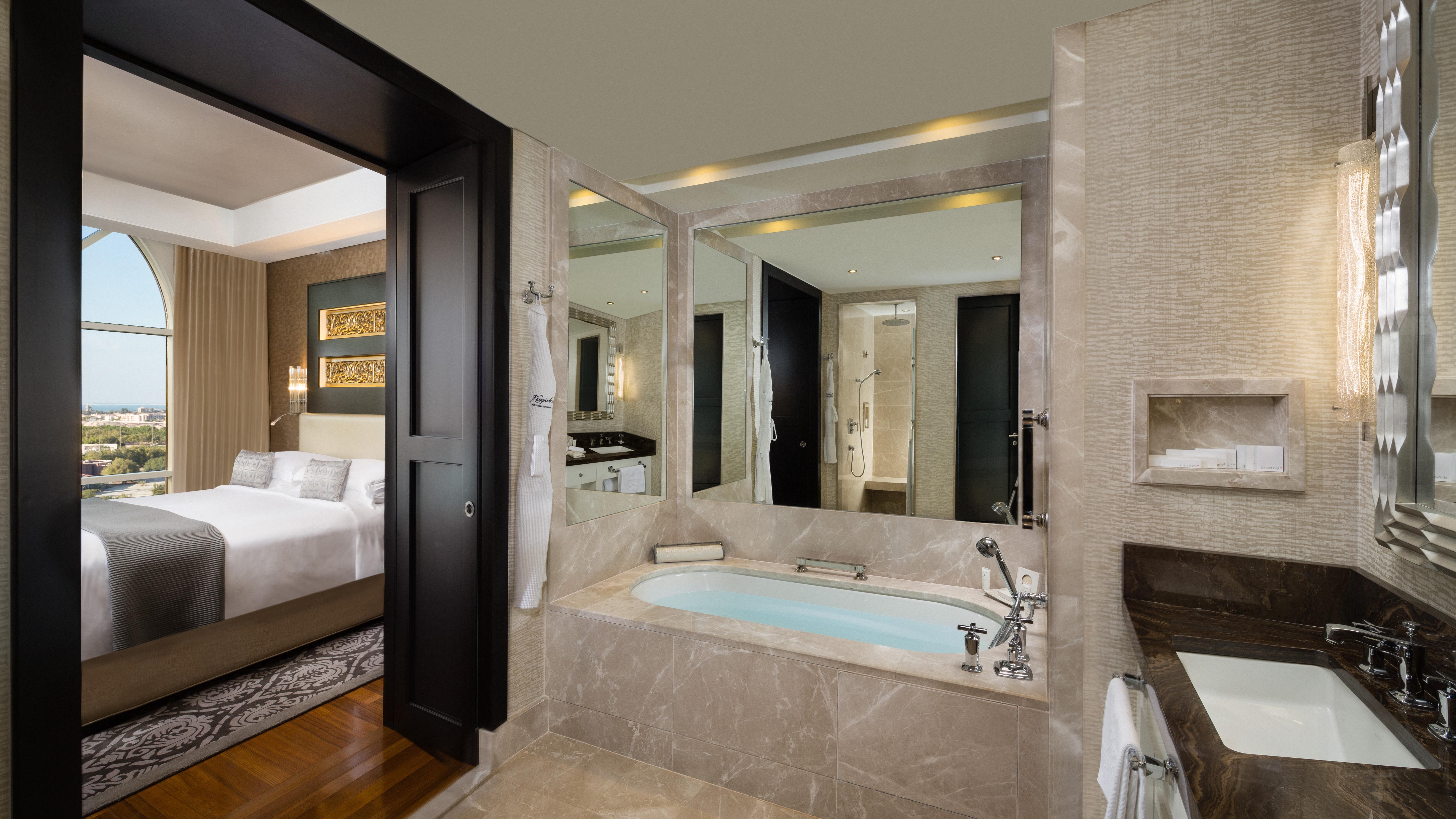 Suite Exécutive - Accès au Snow Park de Ski Dubai pour 2 Personnes, pour des Séjours jusqu’au 31 Octobre 2026, Accès au Salon avec Goûter, Cocktails en Soirée, Rafraîchissements sans Alcool et Canapés