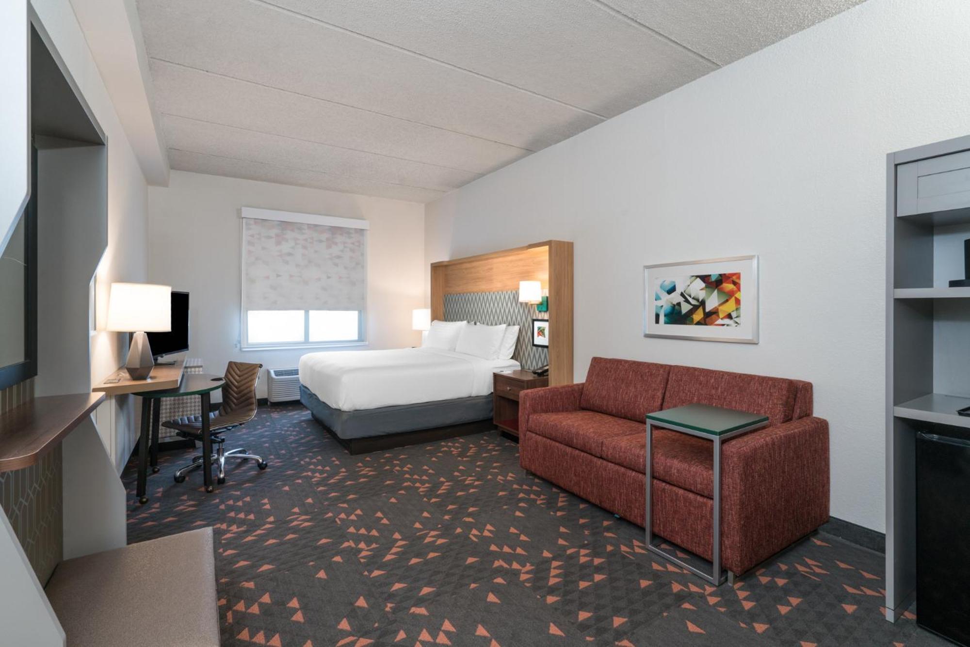 Standard King Room