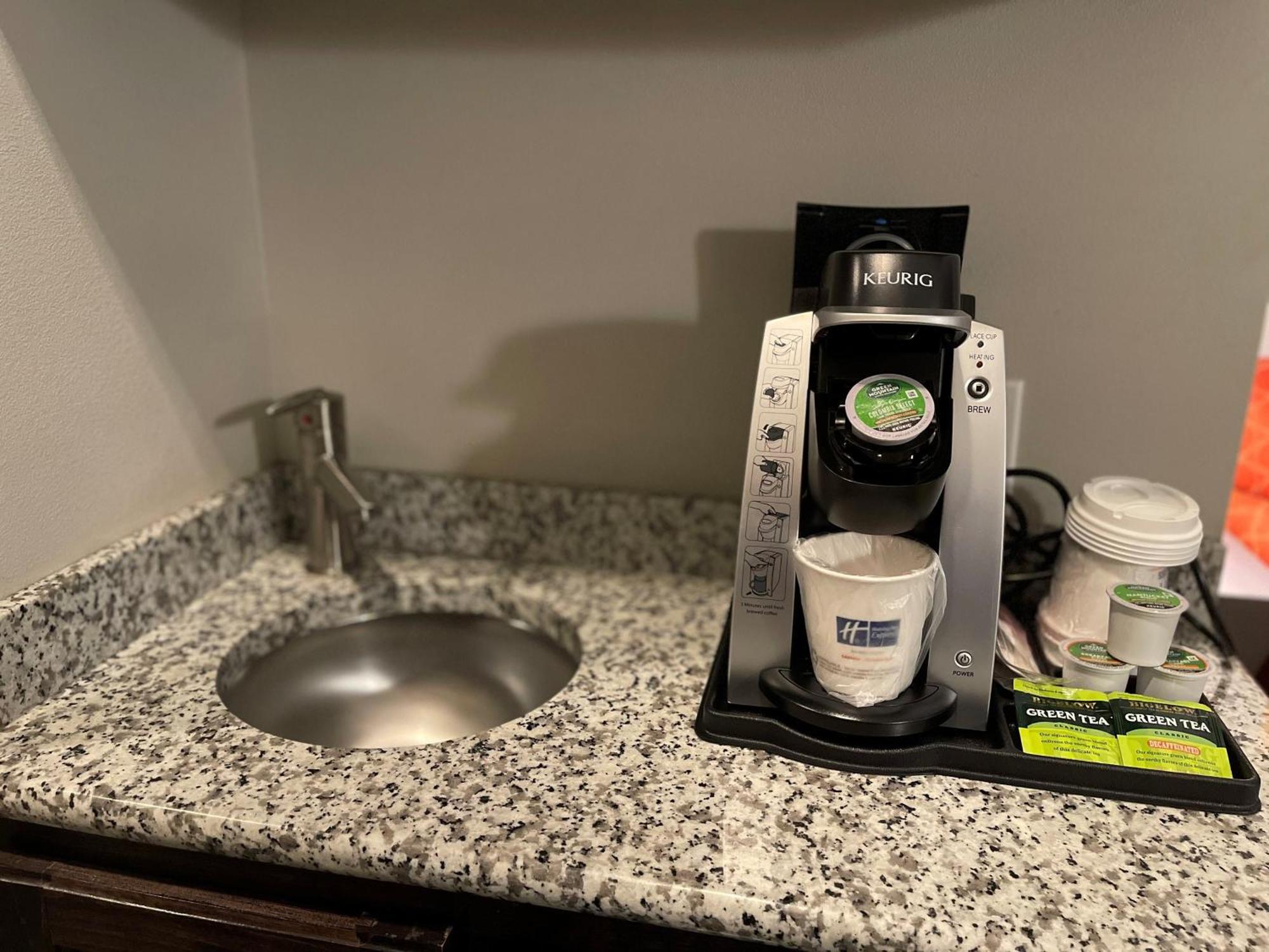 King Room - Mobility Access/Hearing Accessible