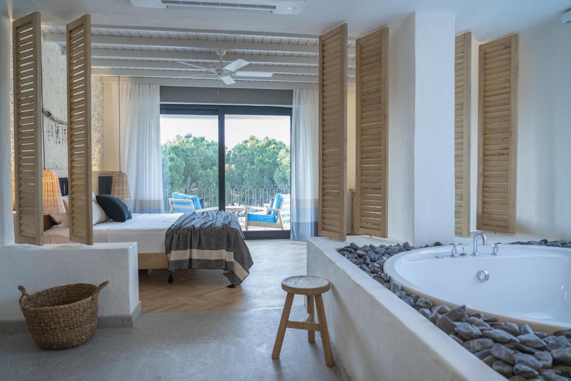 Deluxe Room,1281693862:JPEG