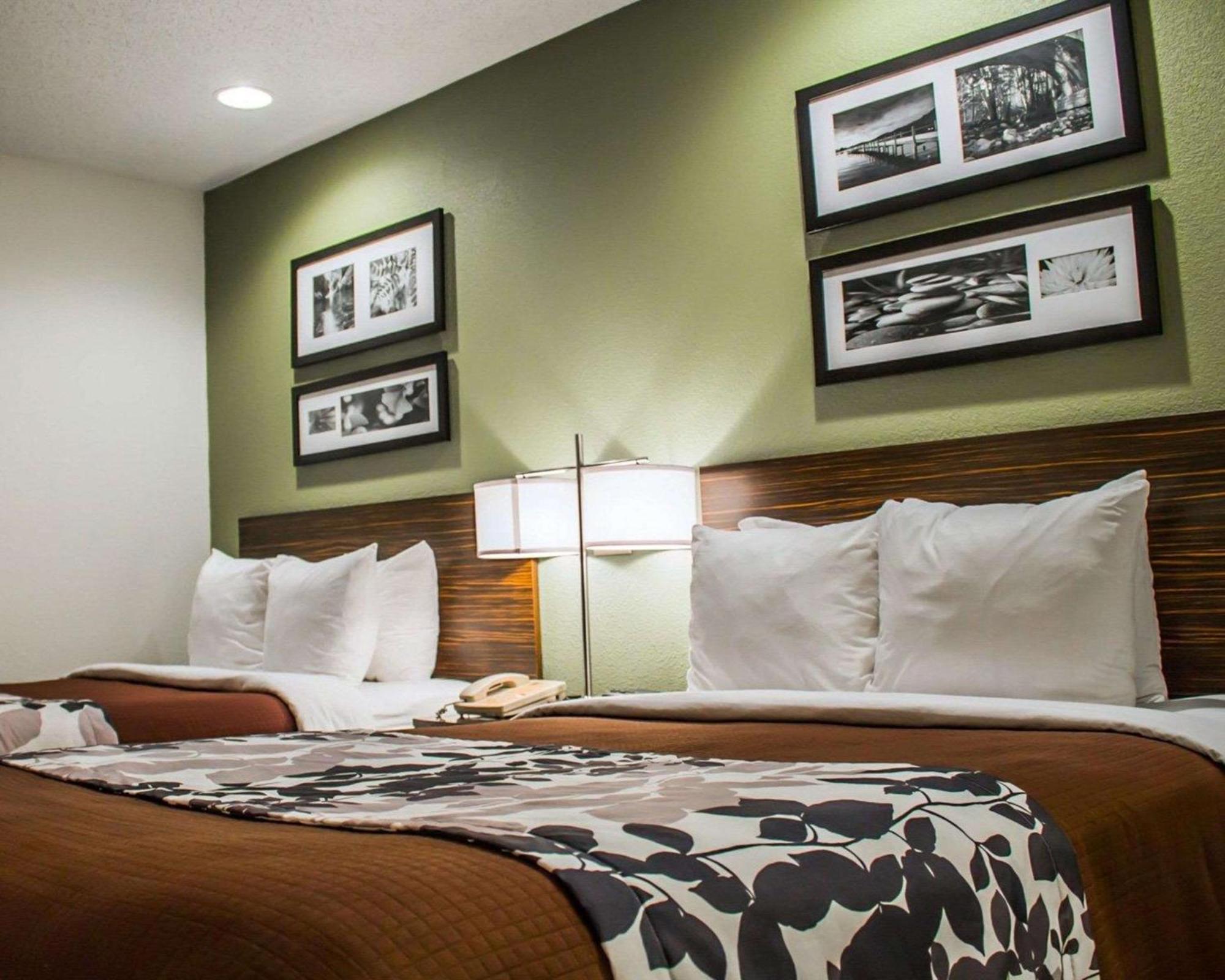 Double Room Two Double Beds View Non-Smoking