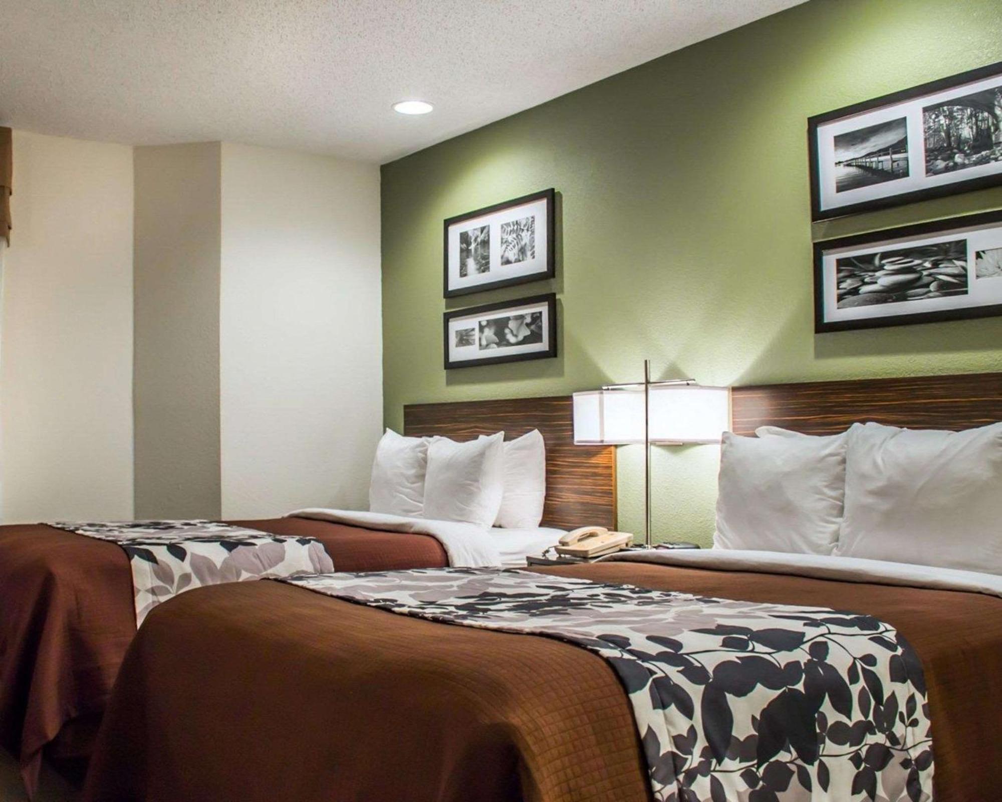 Double Room Two Double Beds View Non-Smoking